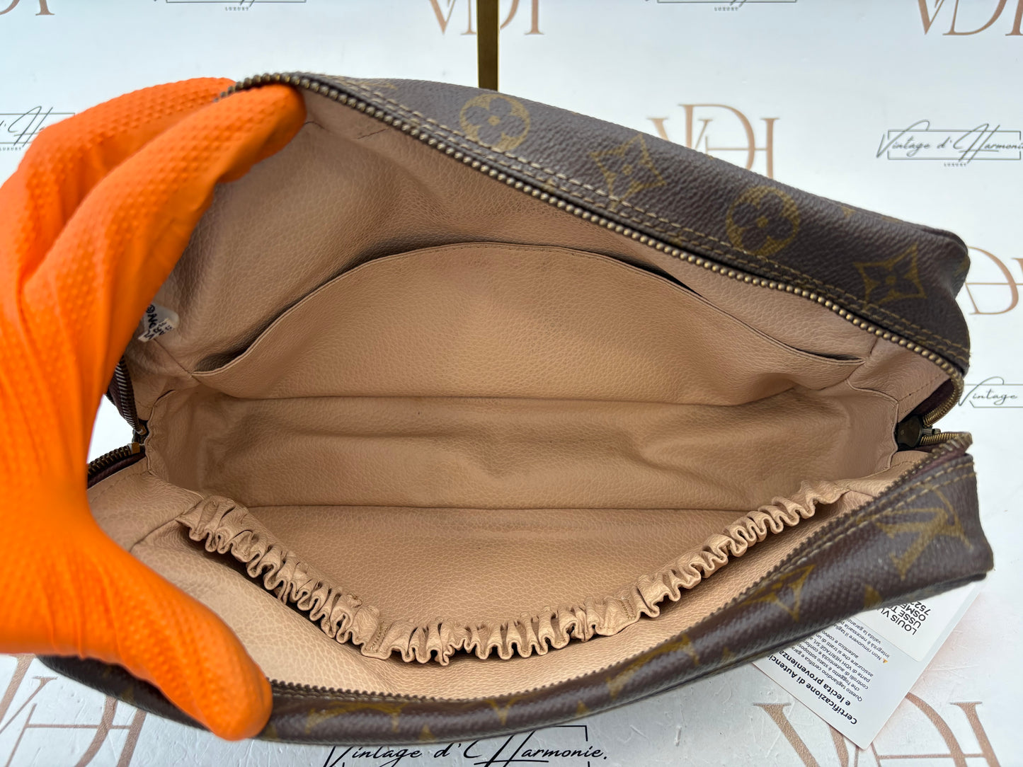 017737 - Louis Vuitton Trousse Toilette 28