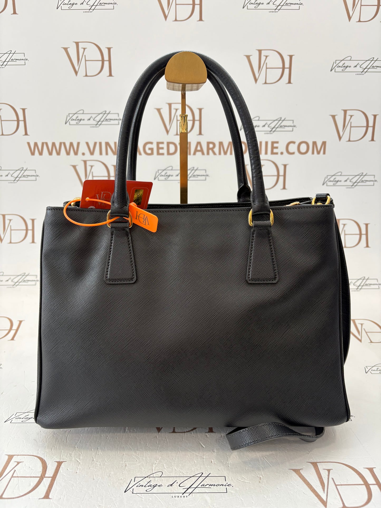 384303 - Prada Galleria Black