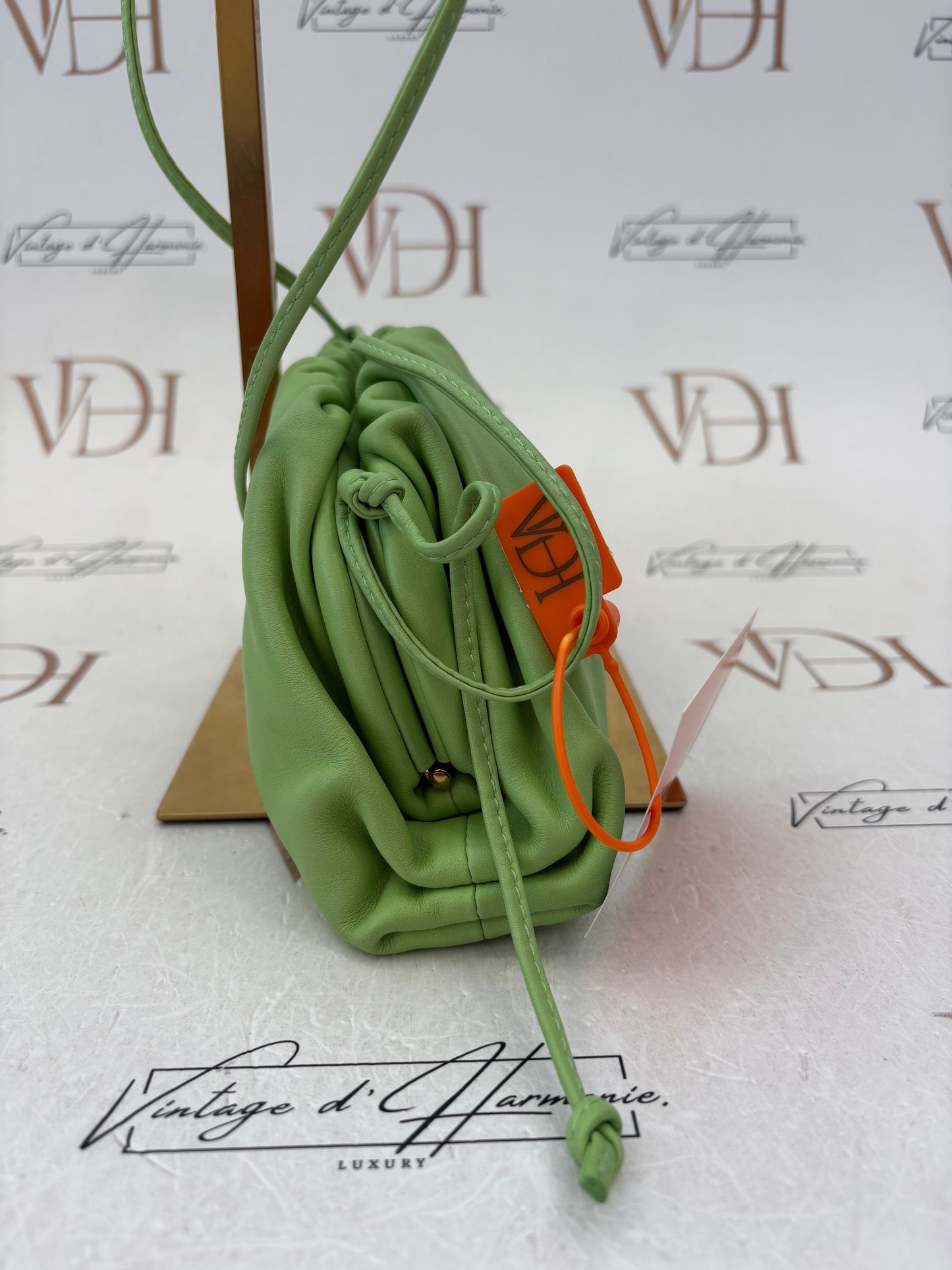 018775 - Bottega Veneta The Pouch Green