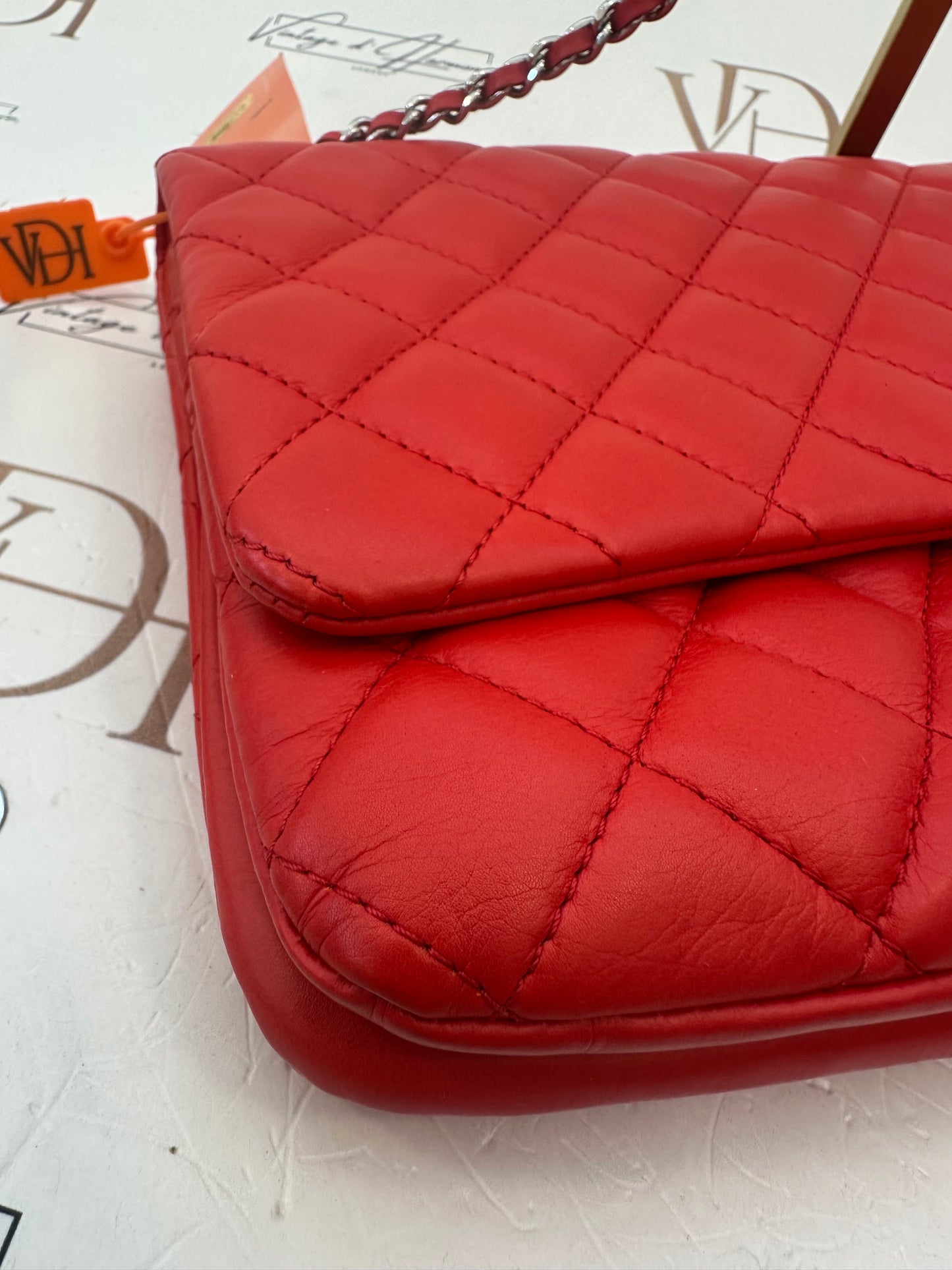 017898 - Chanel Red Lambskin