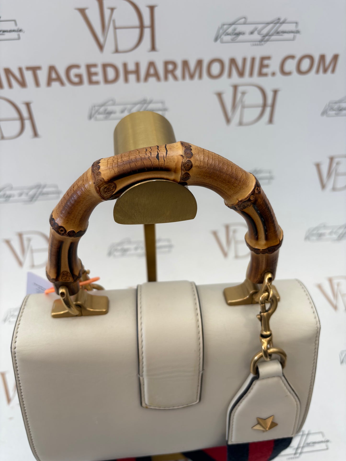 383471 - Gucci Dionysus