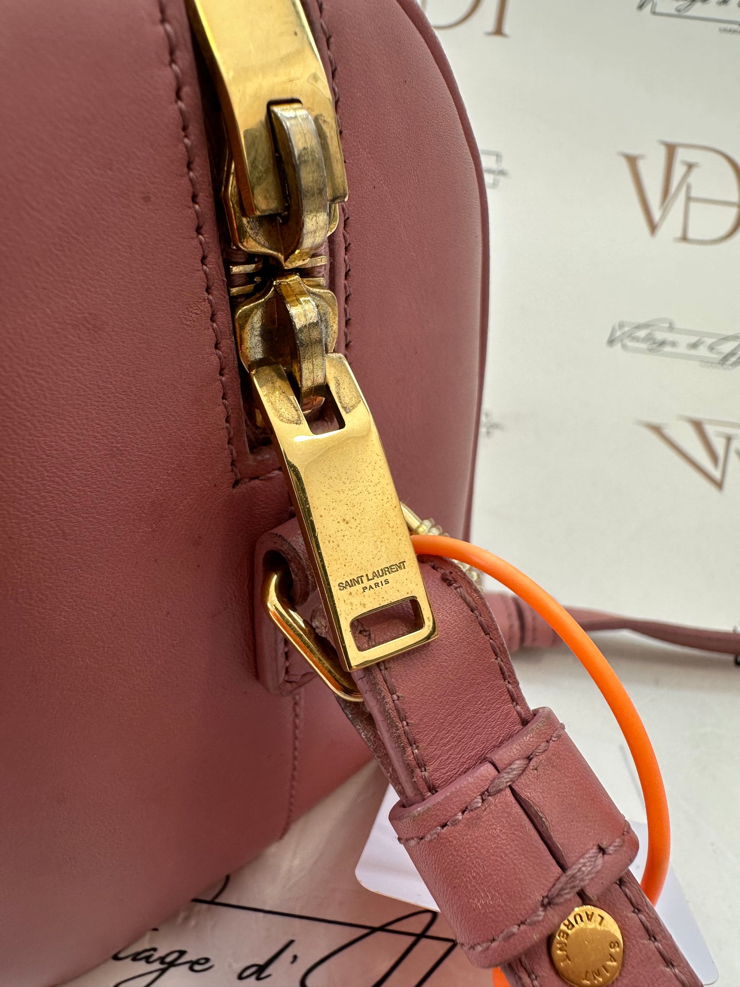 382312 - Saint Laurent