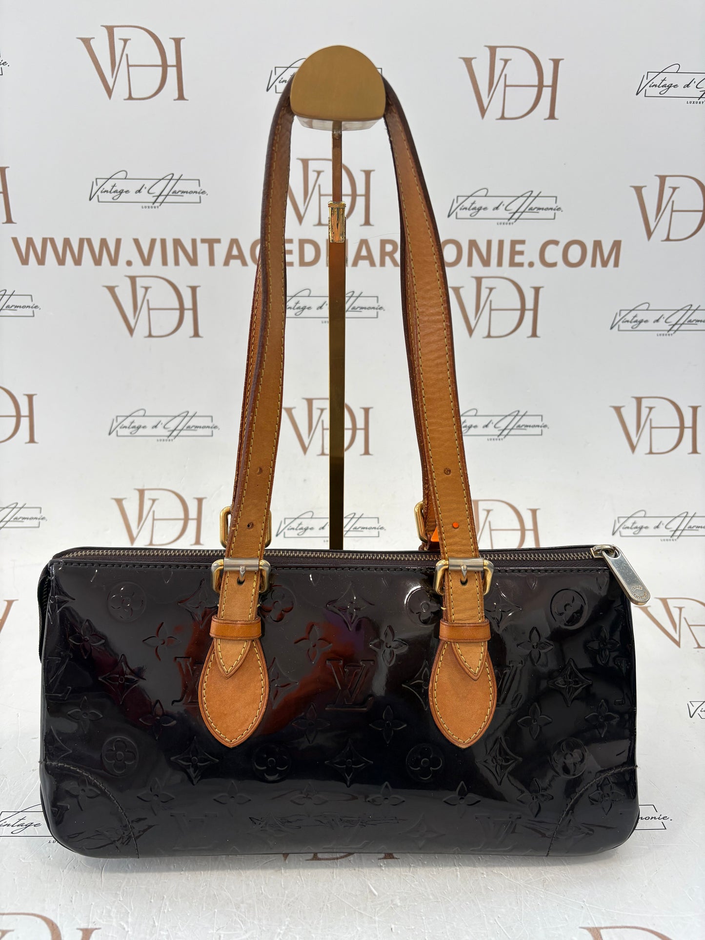 018649 - Louis Vuitton Vernis Rosewood