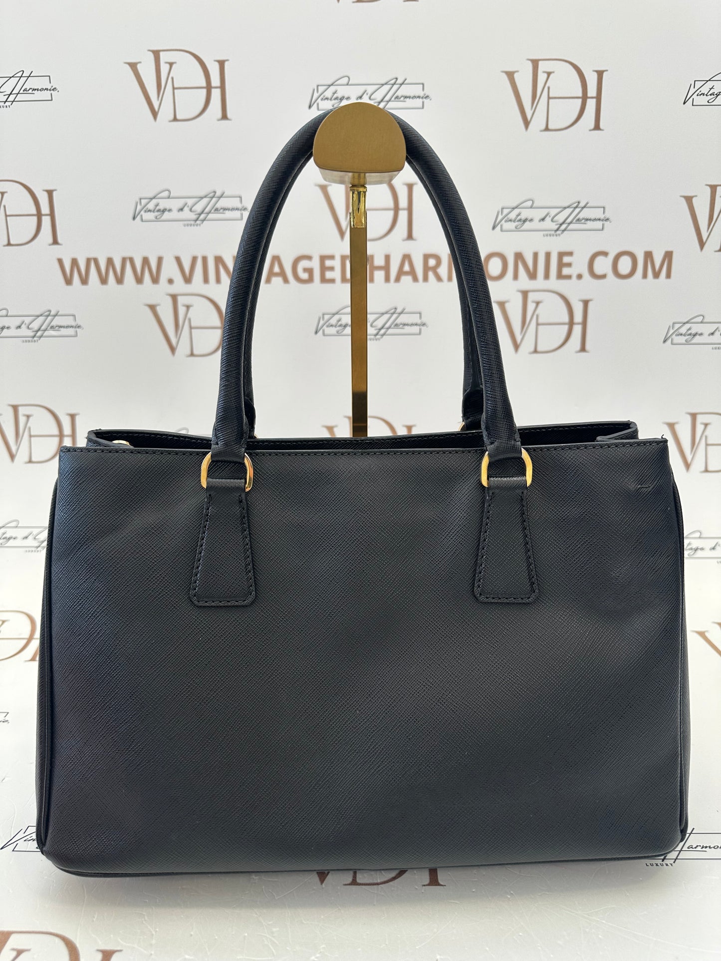 382512 - Prada Galleria Black