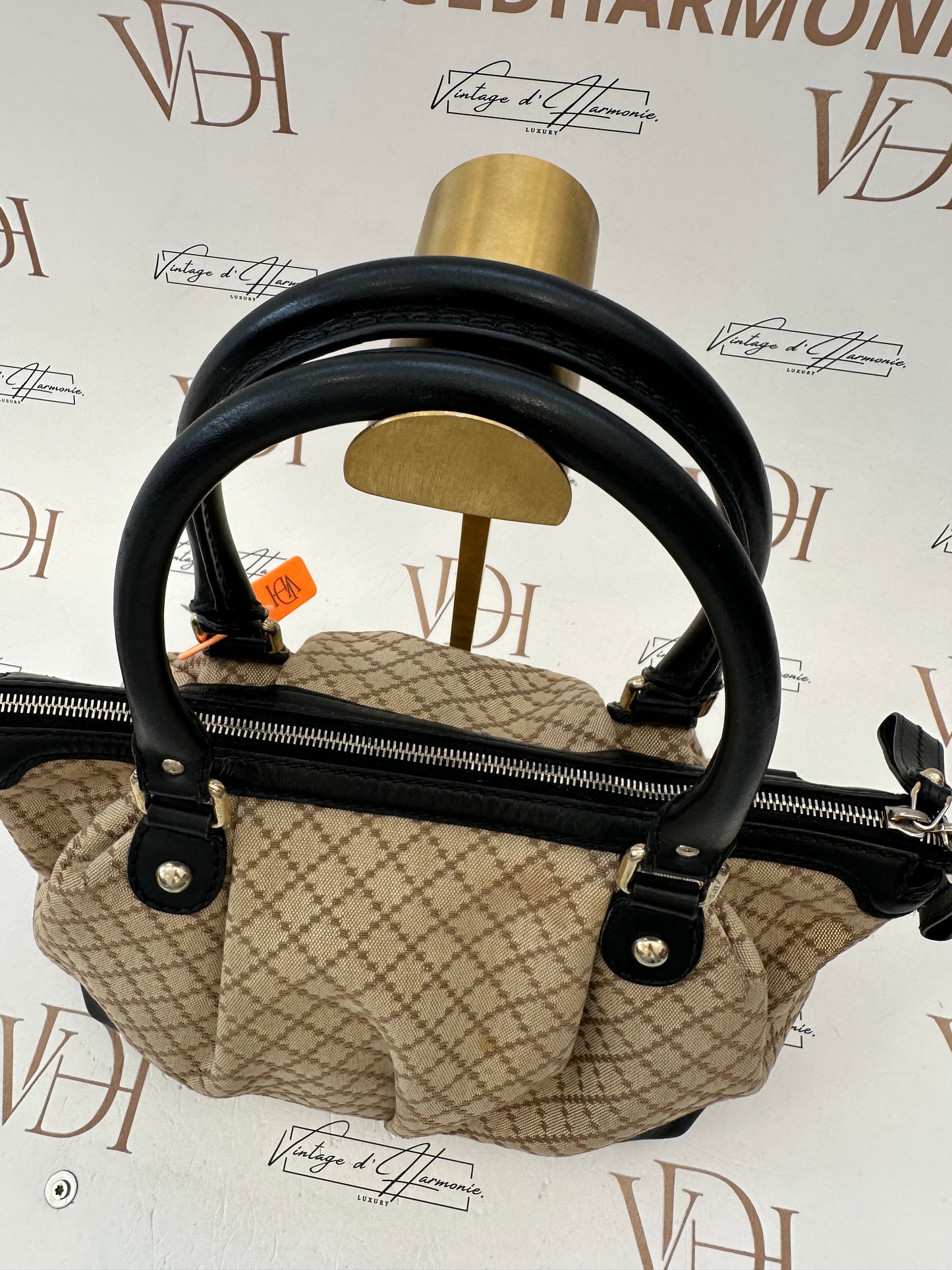 382490 - Gucci Sukey