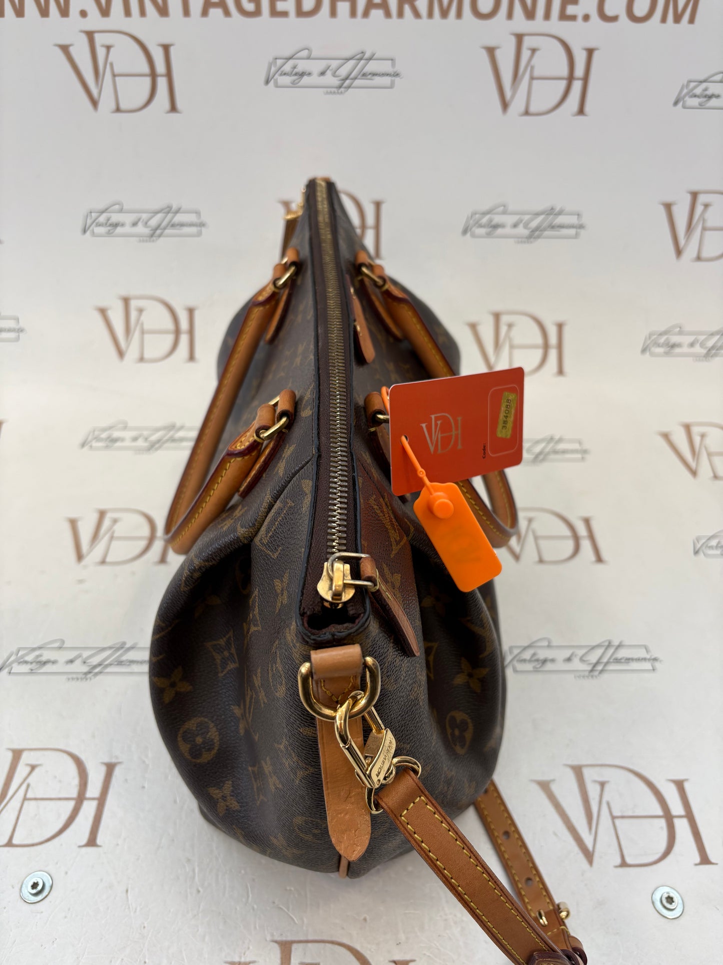 384088 - Louis Vuitton Turenne