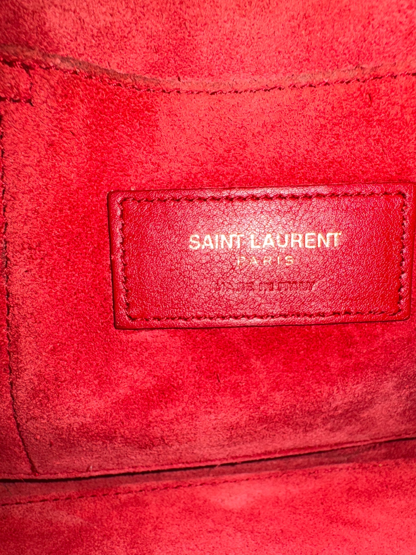018999 - Saint Laurent Red Sac De Jour
