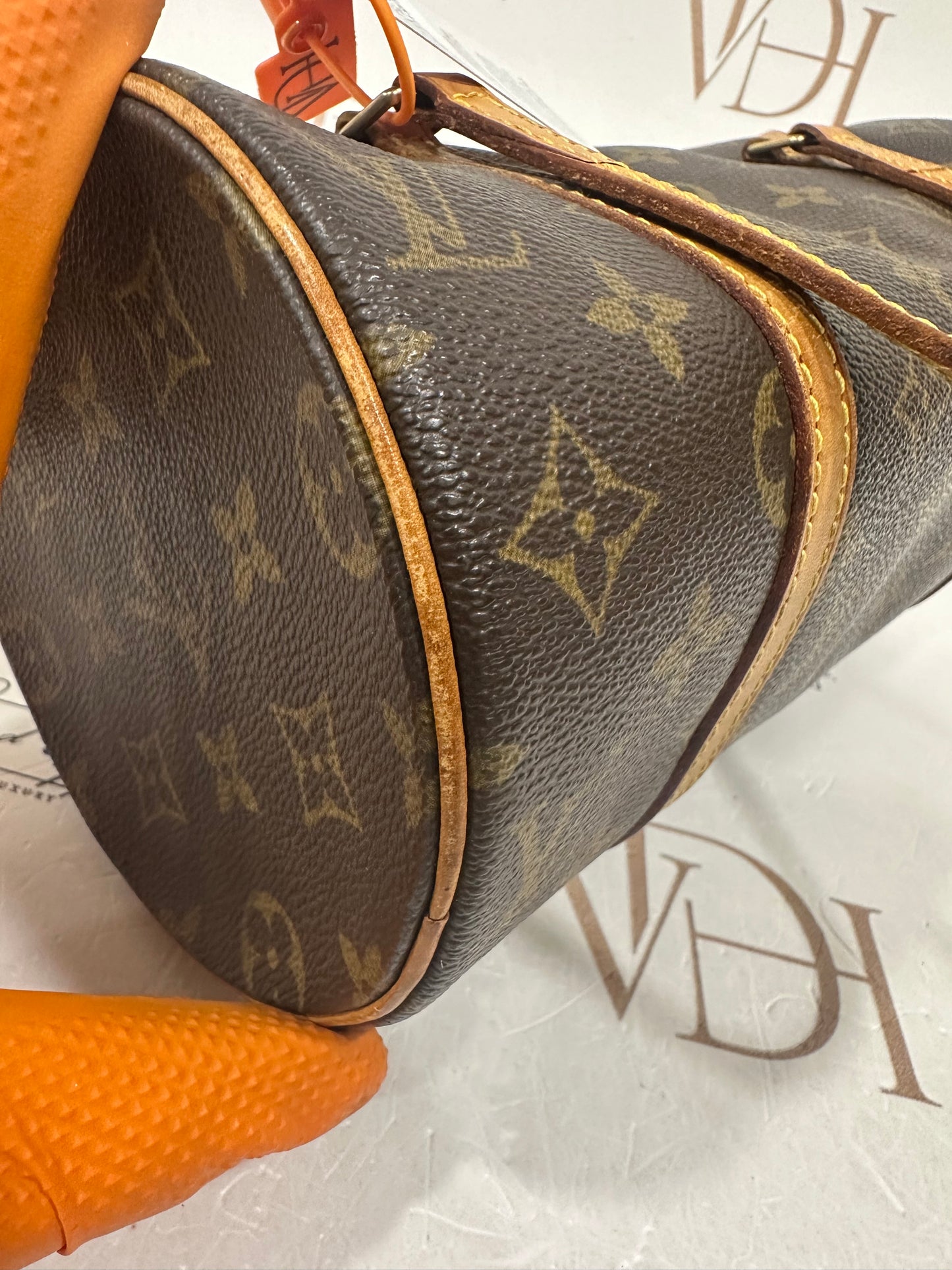 016916 - Louis Vuitton Papillon 26