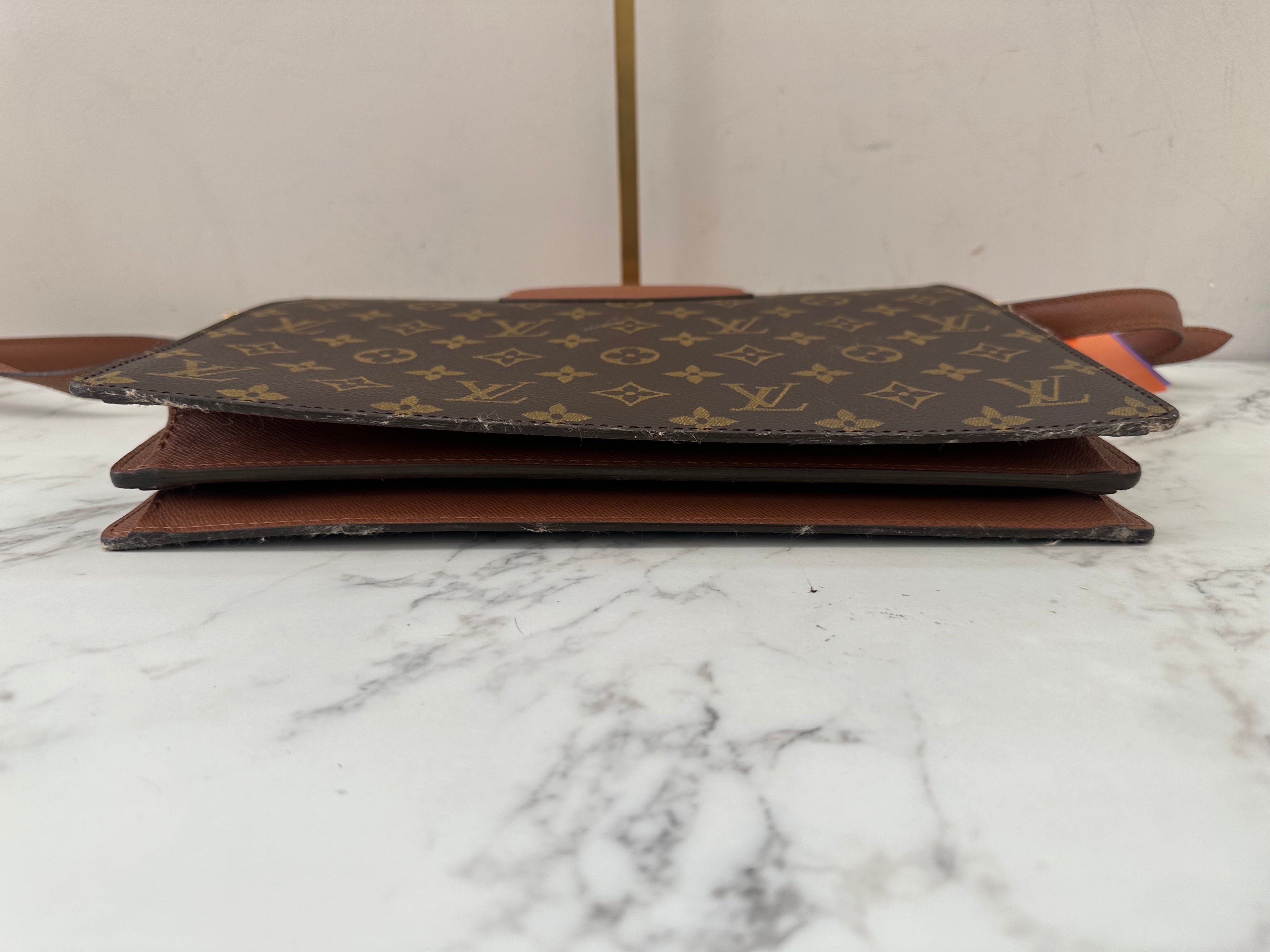 Louis Vuitton Courcelles