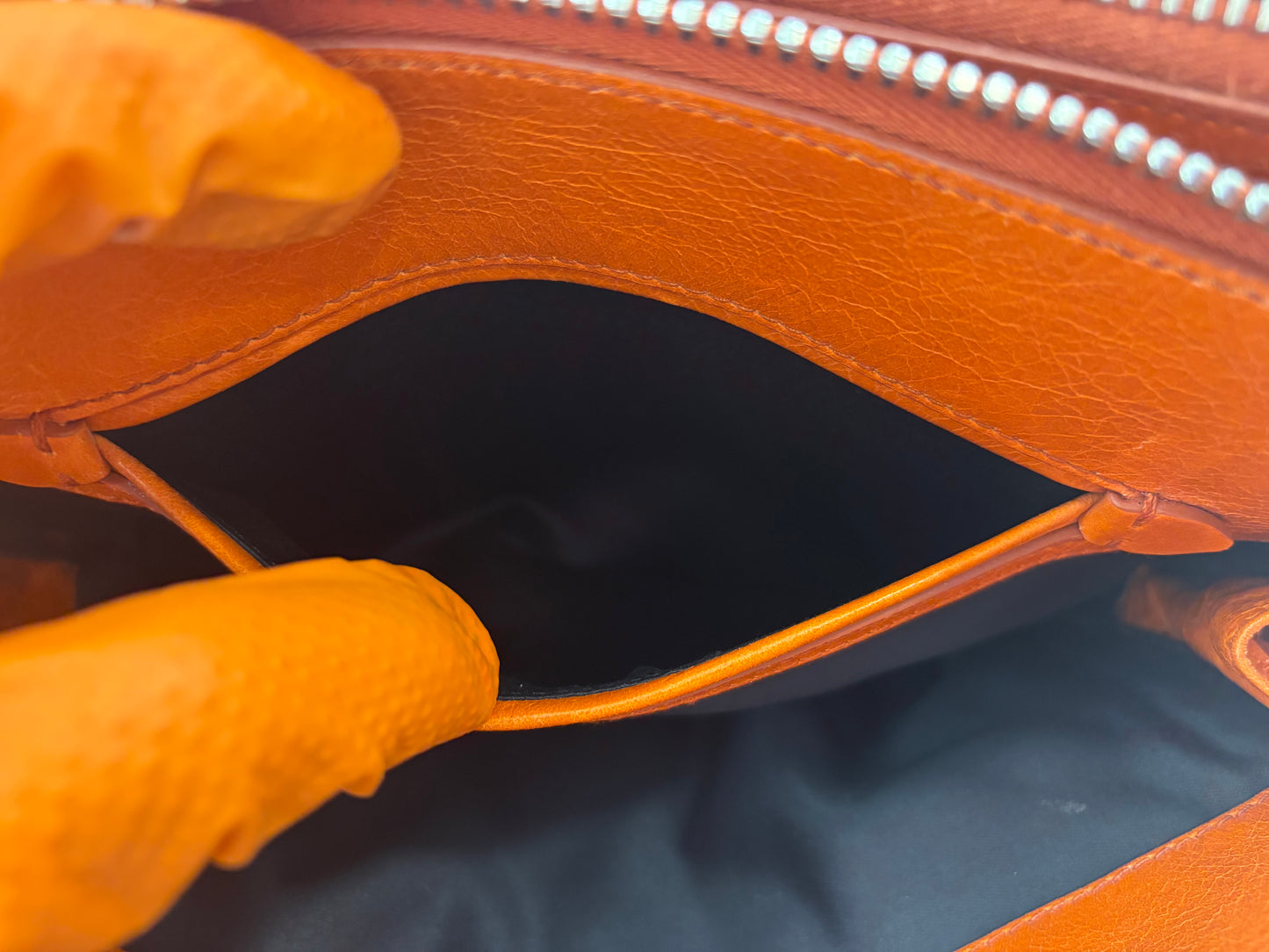 384310 - Miu Miu Orange
