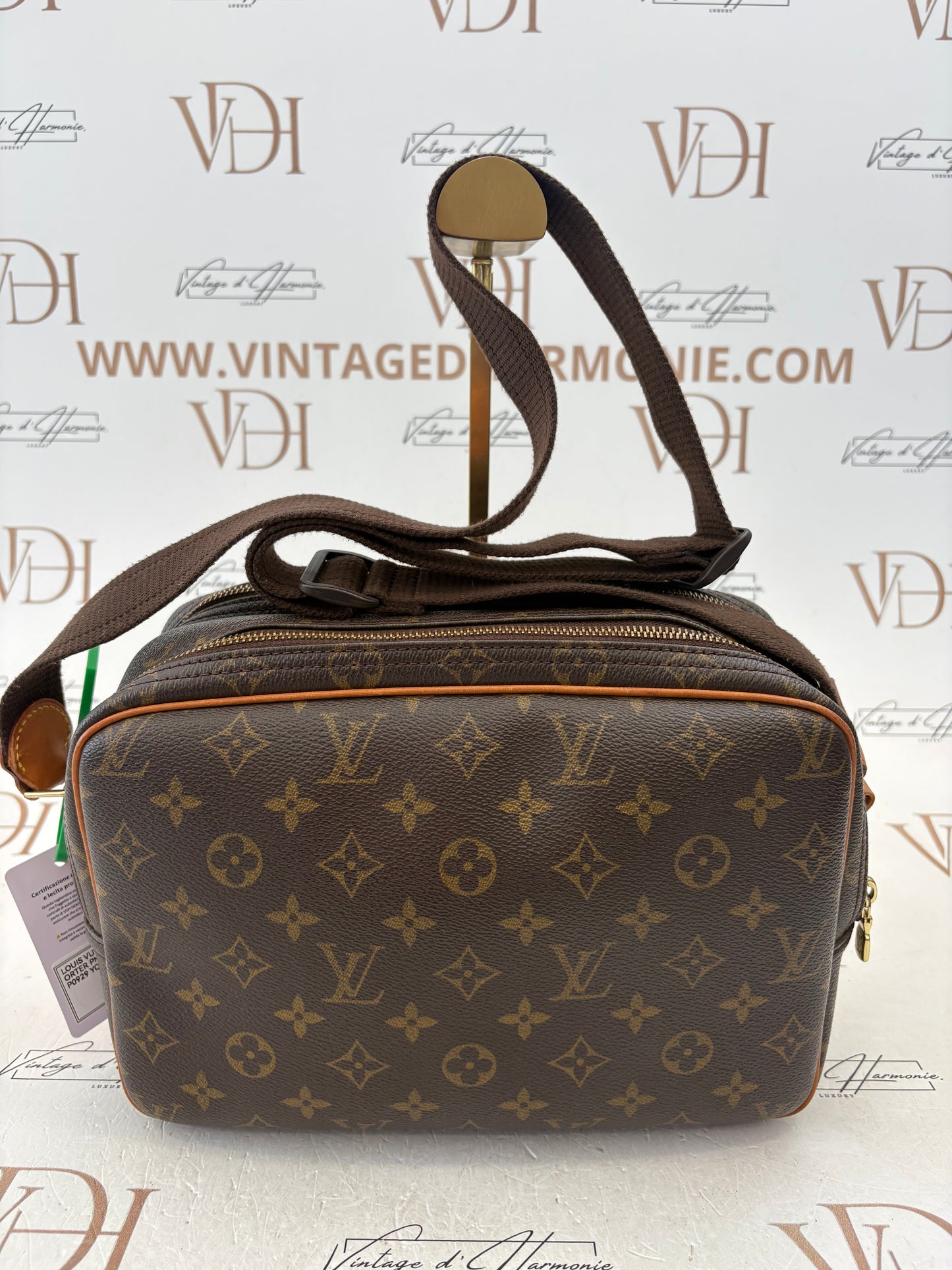 017200 - Louis Vuitton Reporter PM