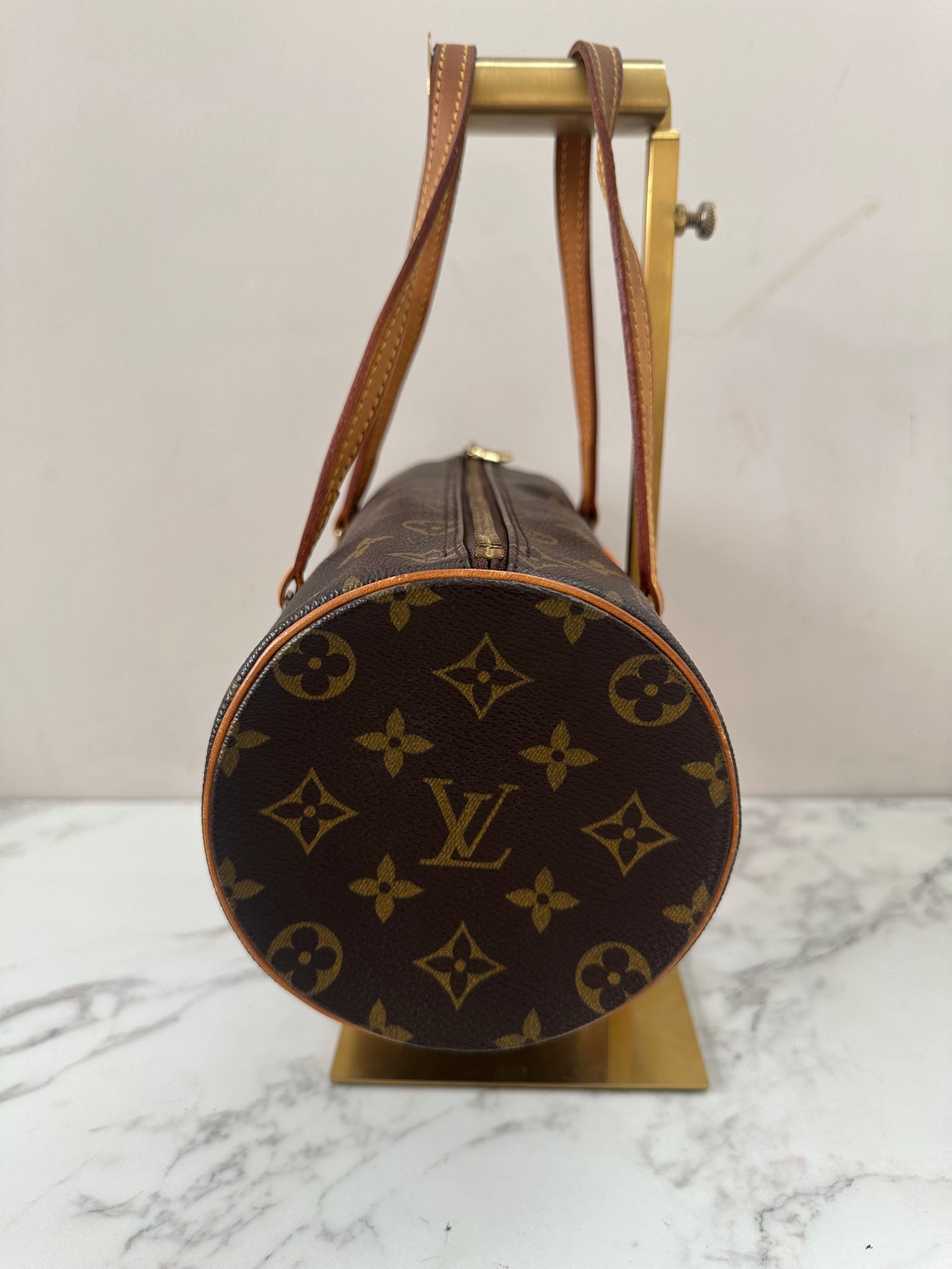 Louis Vuitton Papillon 26