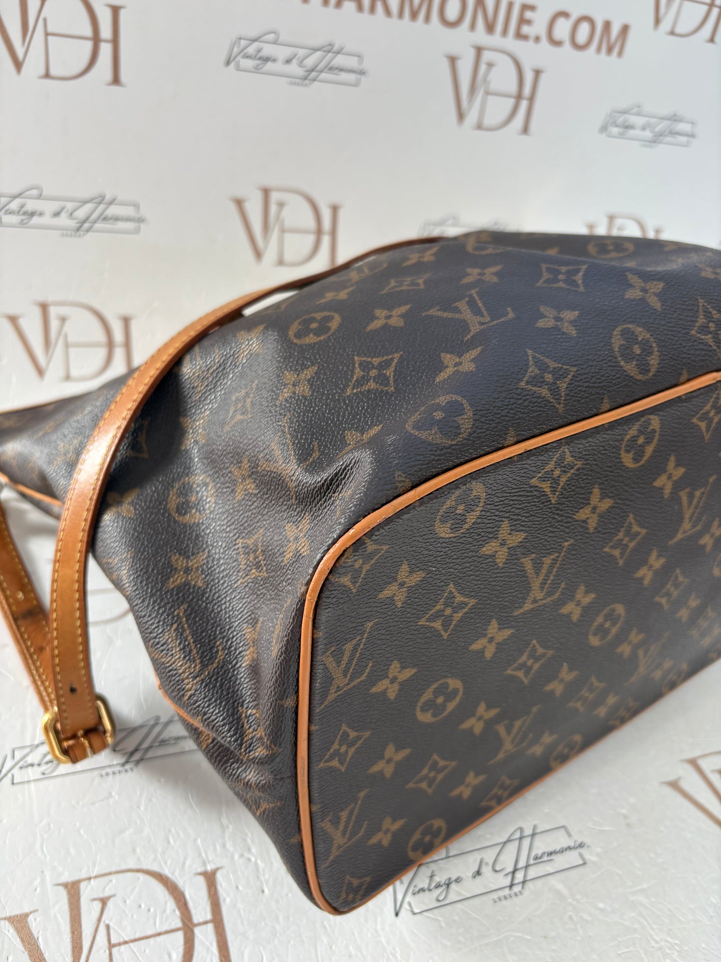 383761 - Louis Vuitton Palermo