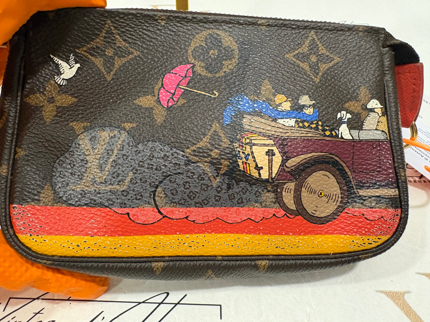 383268 - Louis Vuitton Pochette Accessoires
