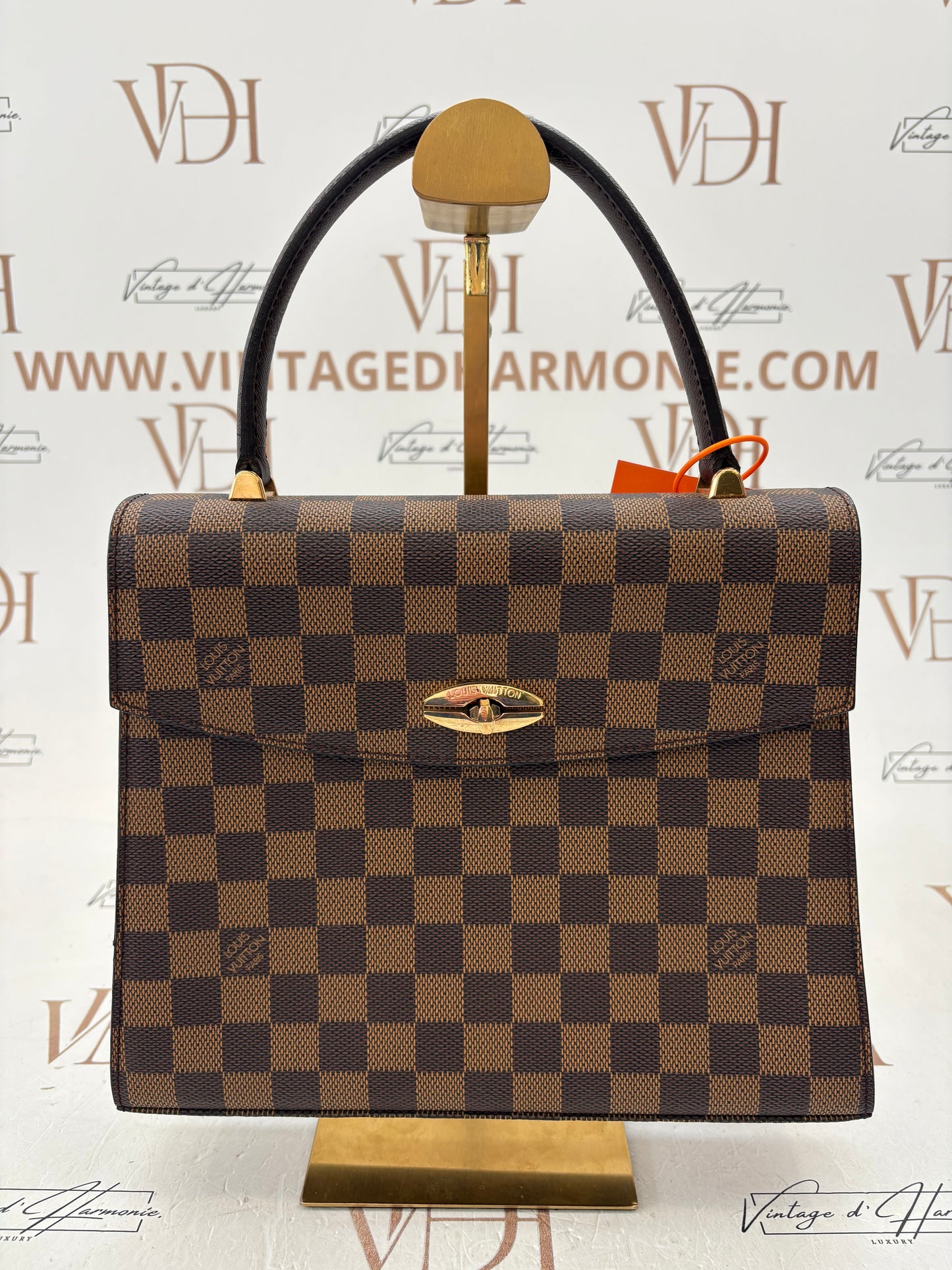 018126 - Louis Vuitton Malesherbes