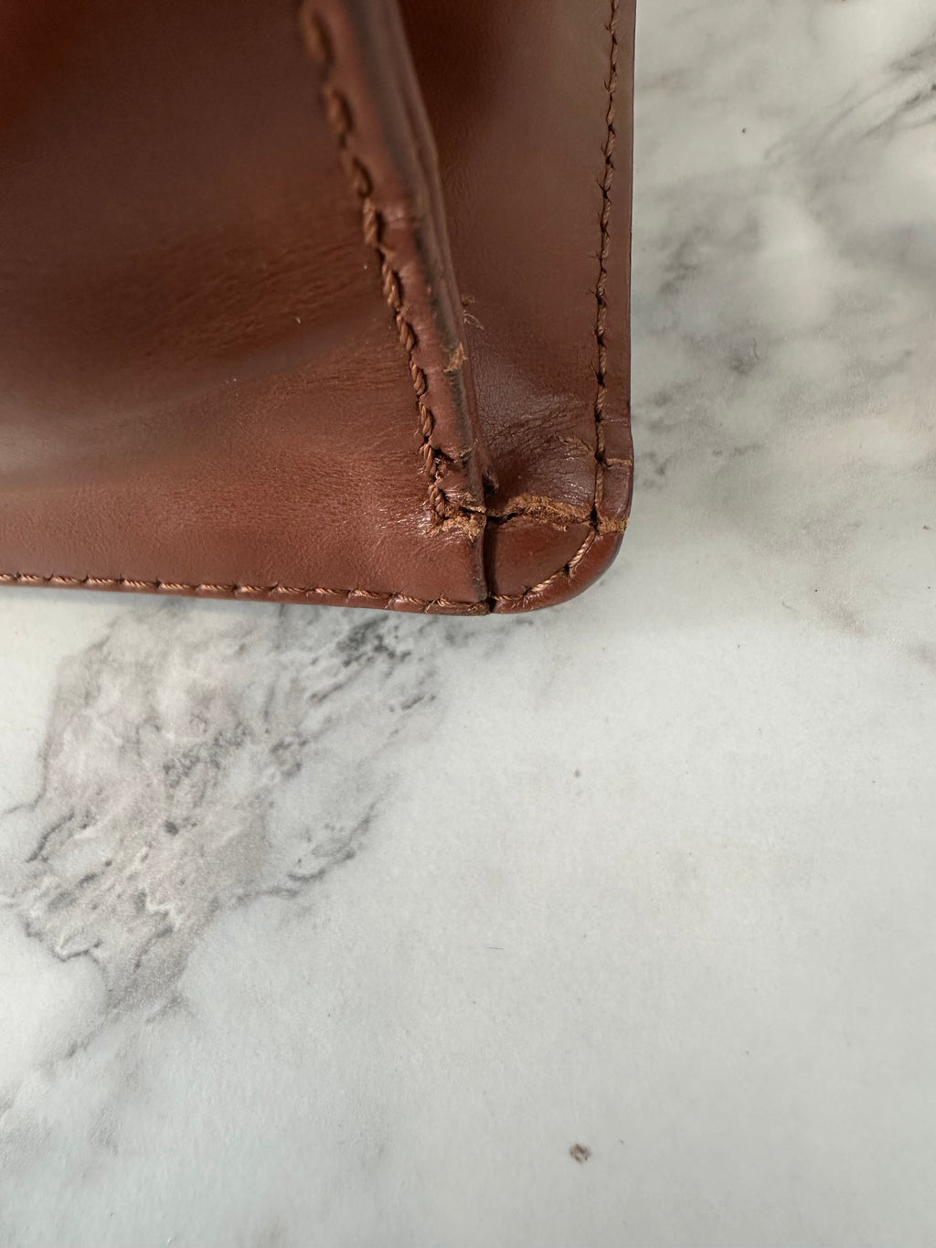 Louis Vuitton Monceau 26