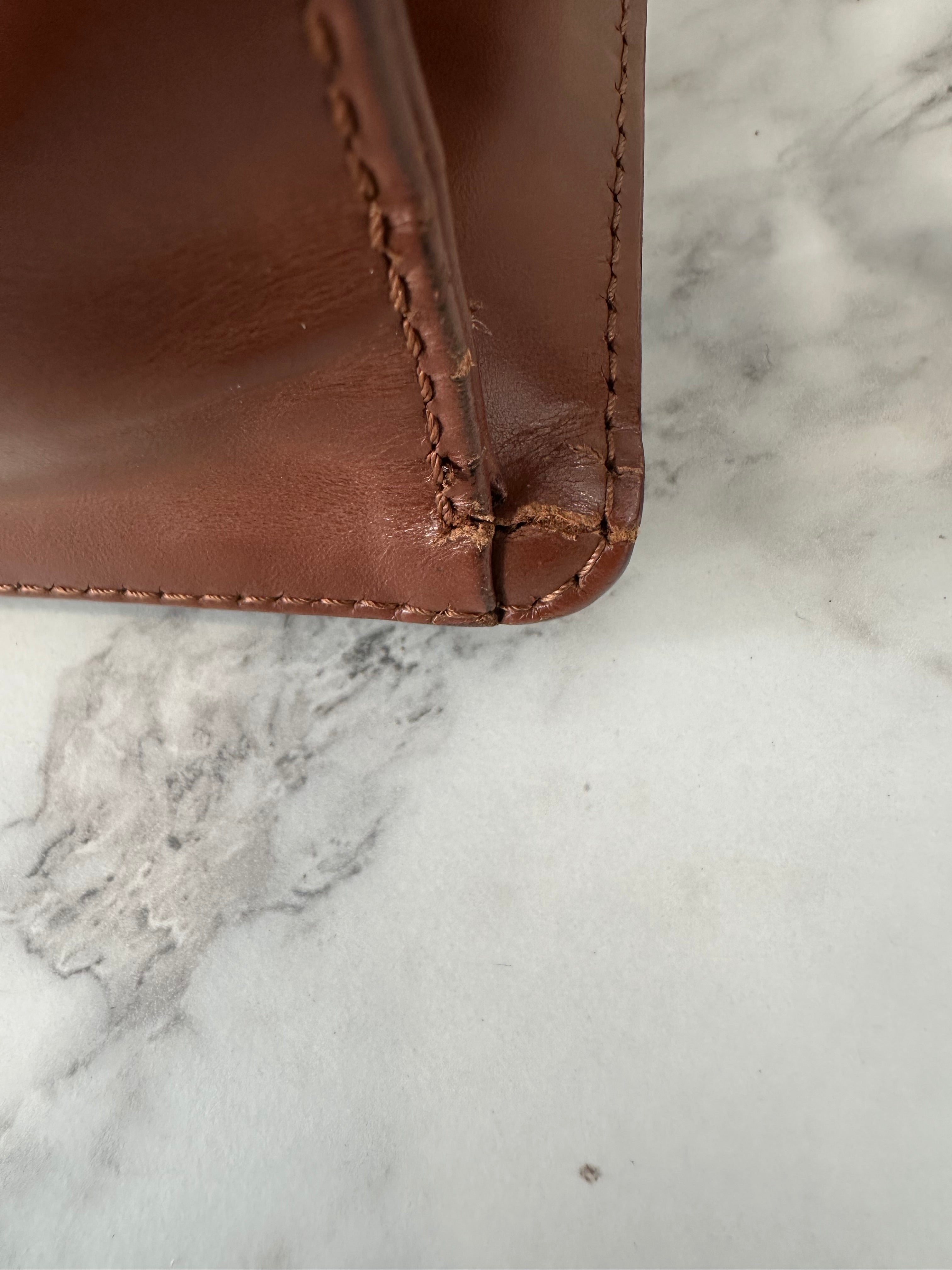 Louis Vuitton Monceau 26