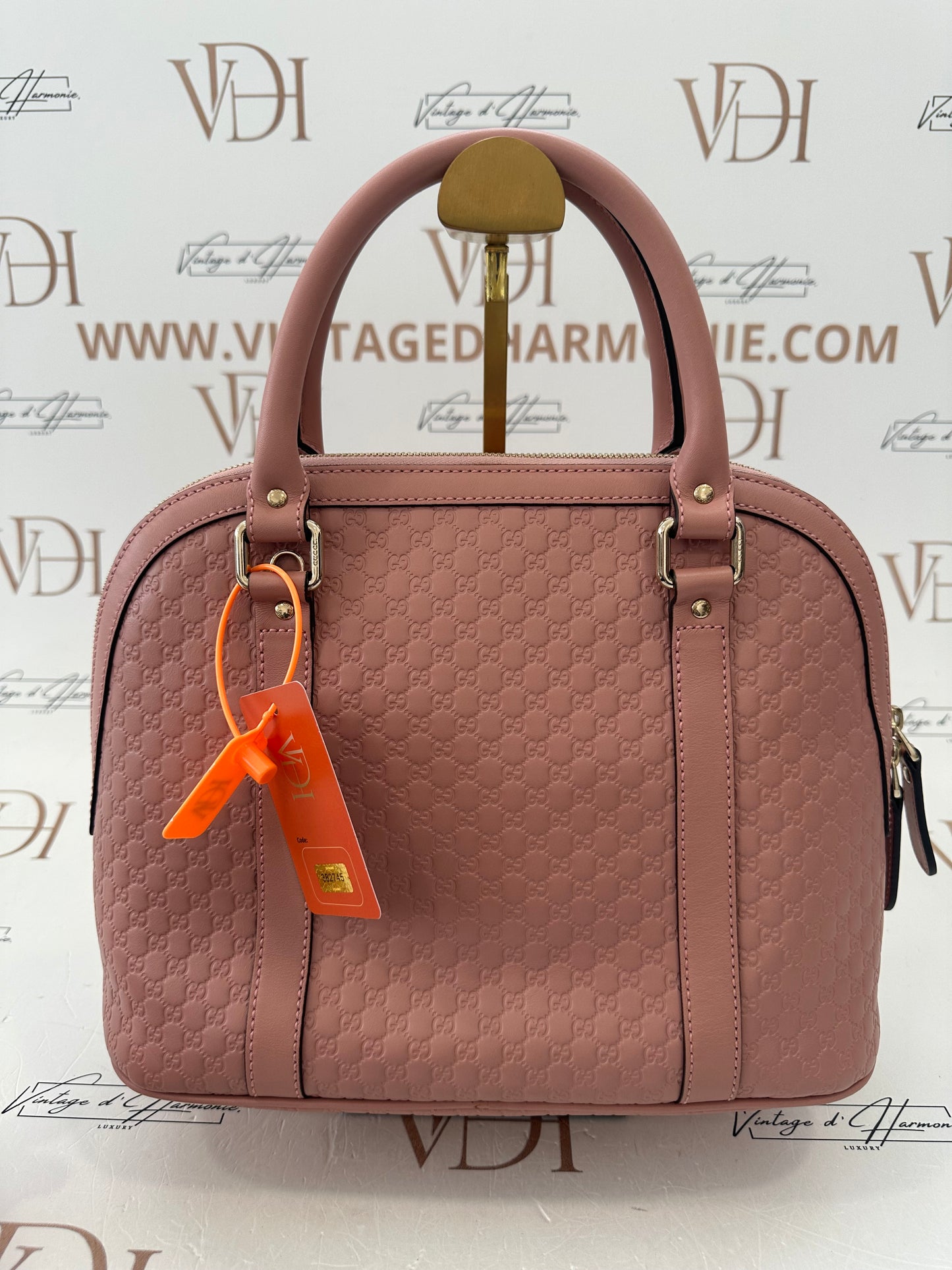 382745 - Gucci