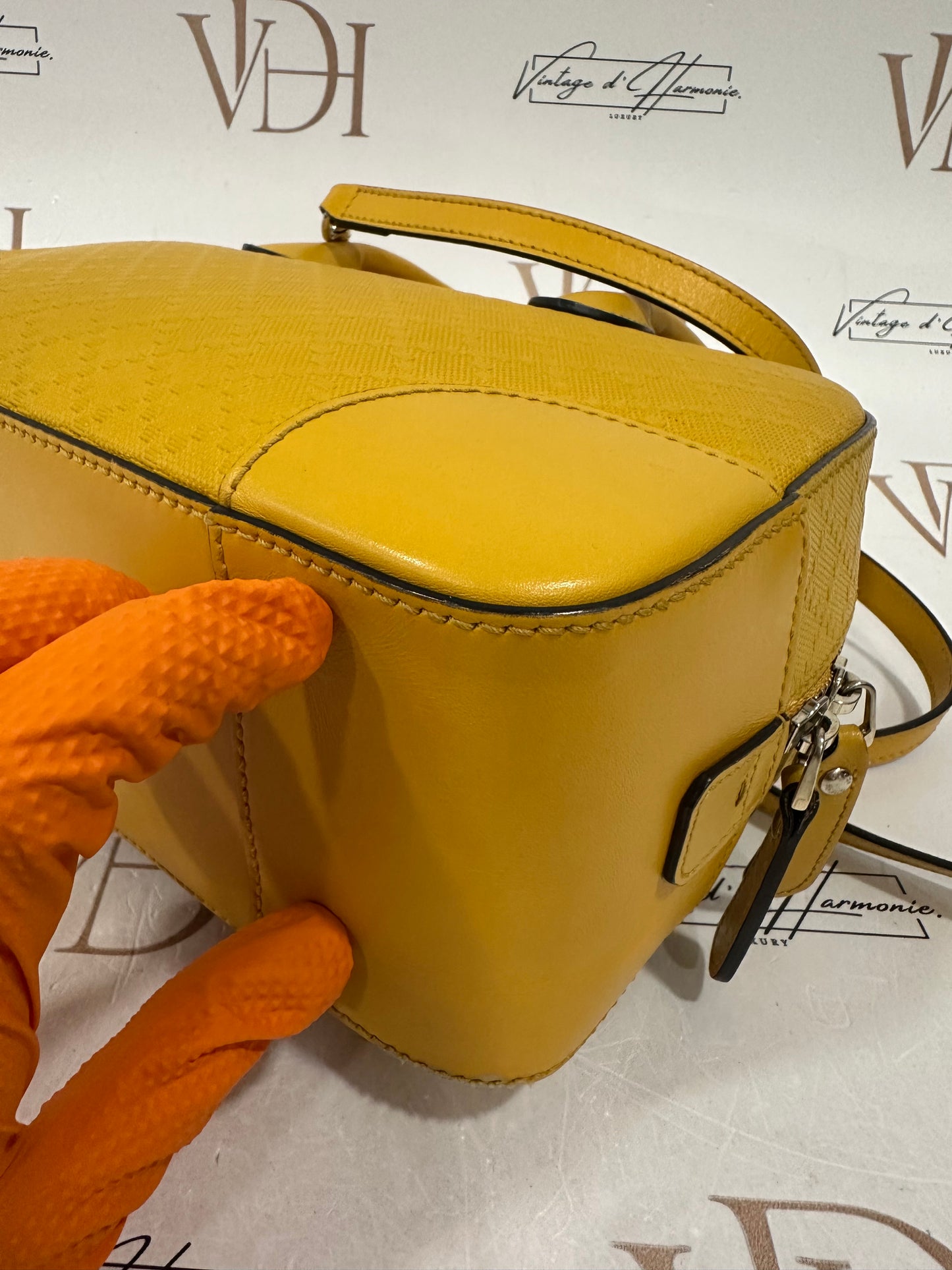 383169 - Gucci Bag Yellow