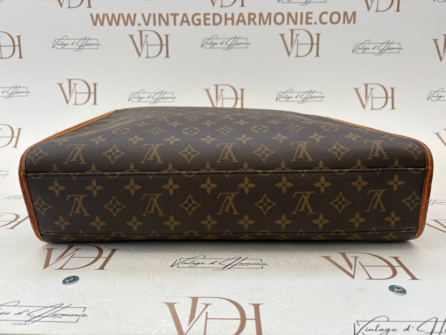 017677 - Louis Vuitton Beverly Business 43