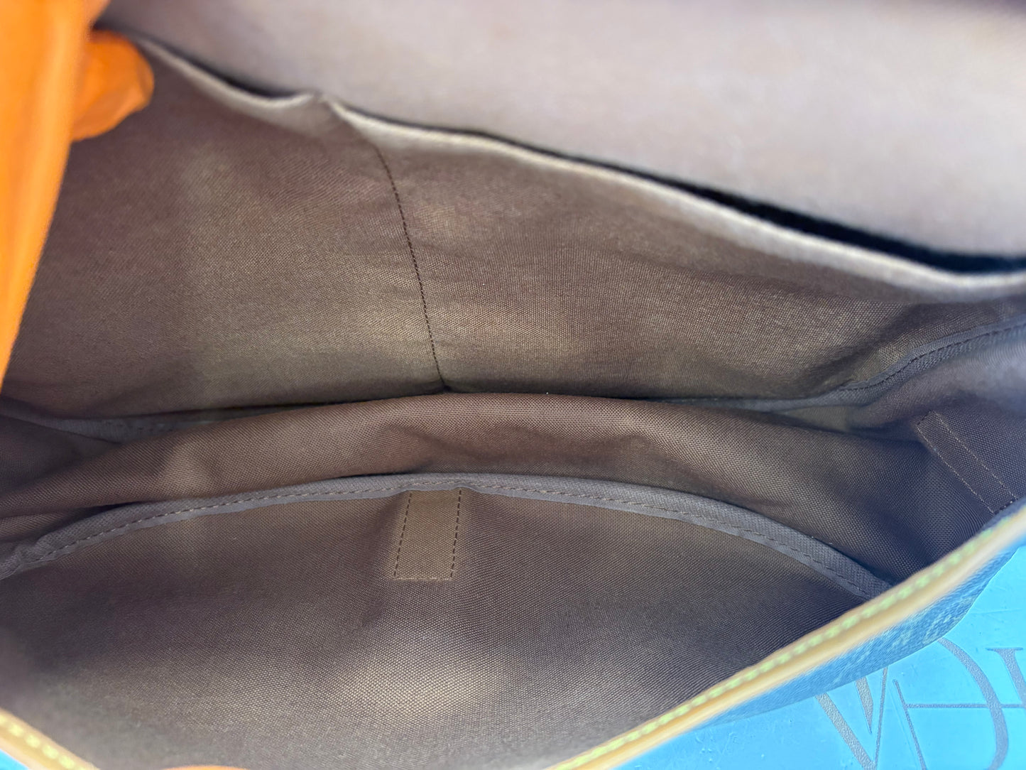 016919 - Louis Vuitton Saumur 35