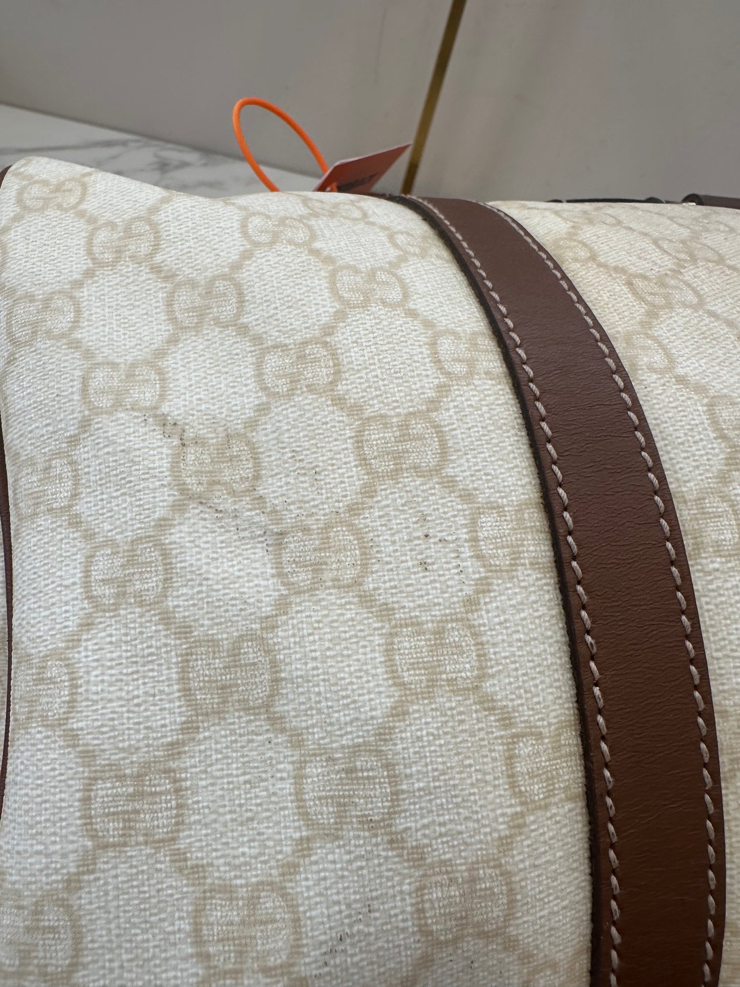 Gucci White