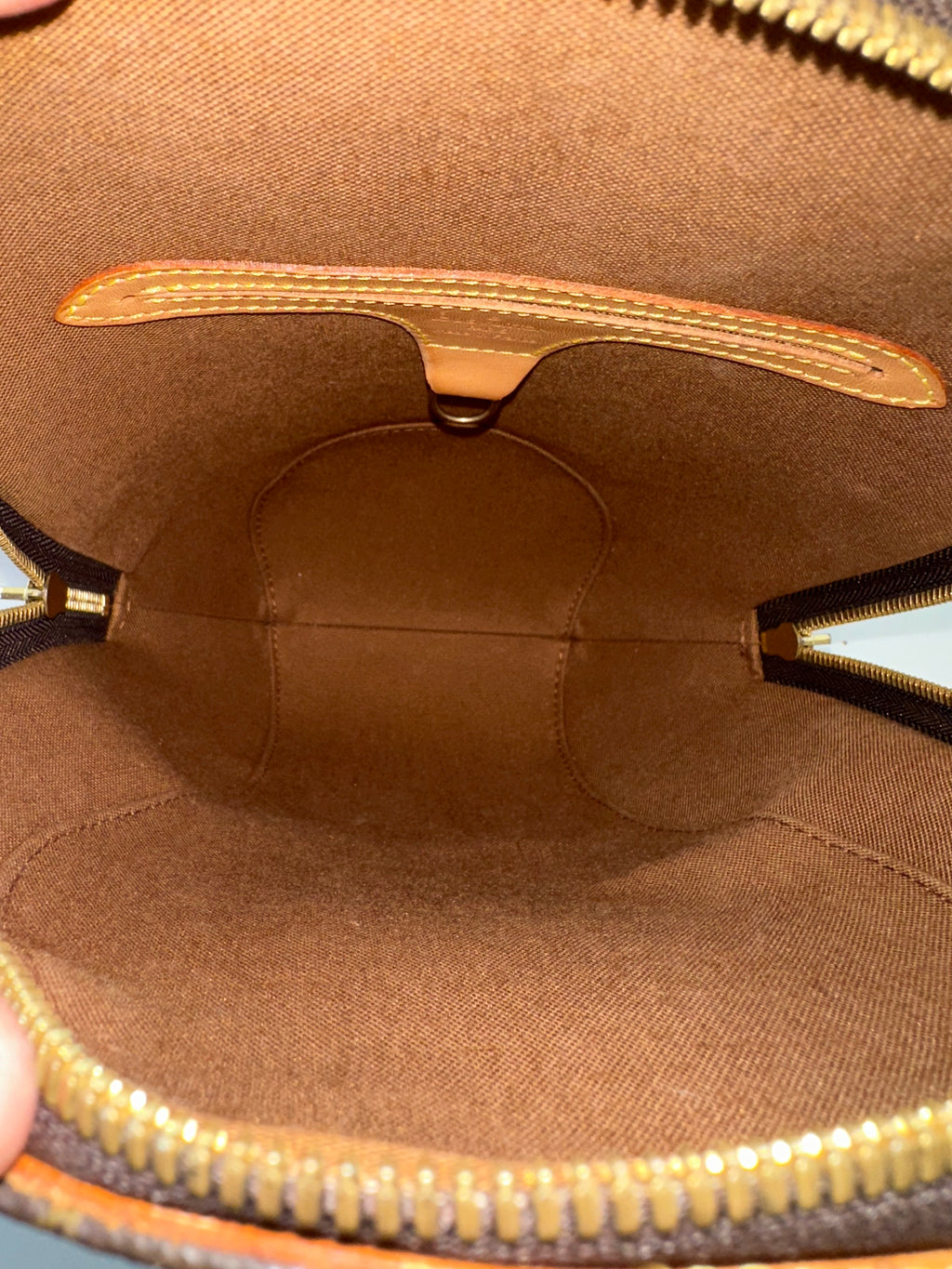 Louis Vuitton Ellipse Sac