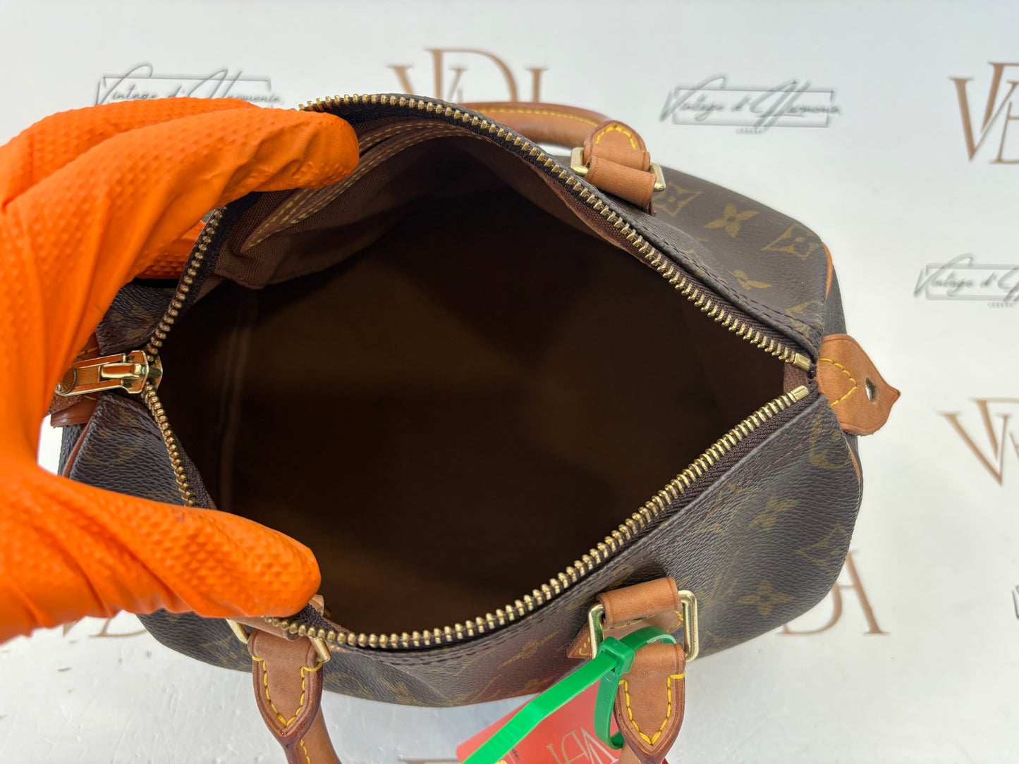 017100 - Louis Vuitton Speedy 25