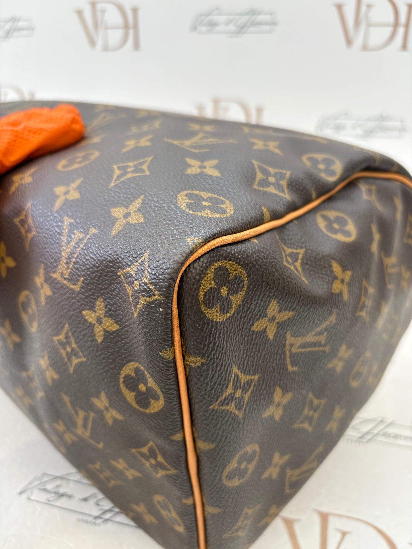018863 - Louis Vuitton Speedy 35