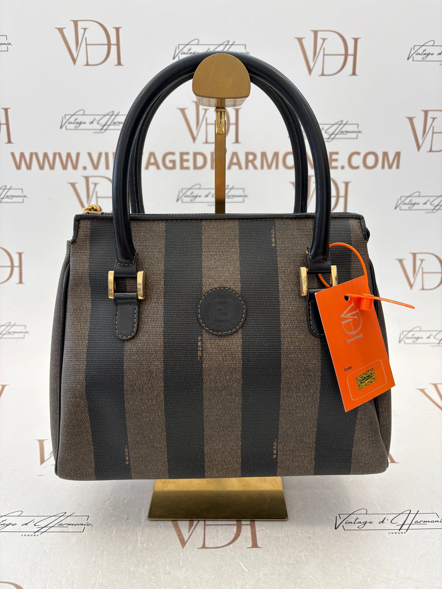 018967 - Fendi Pequin