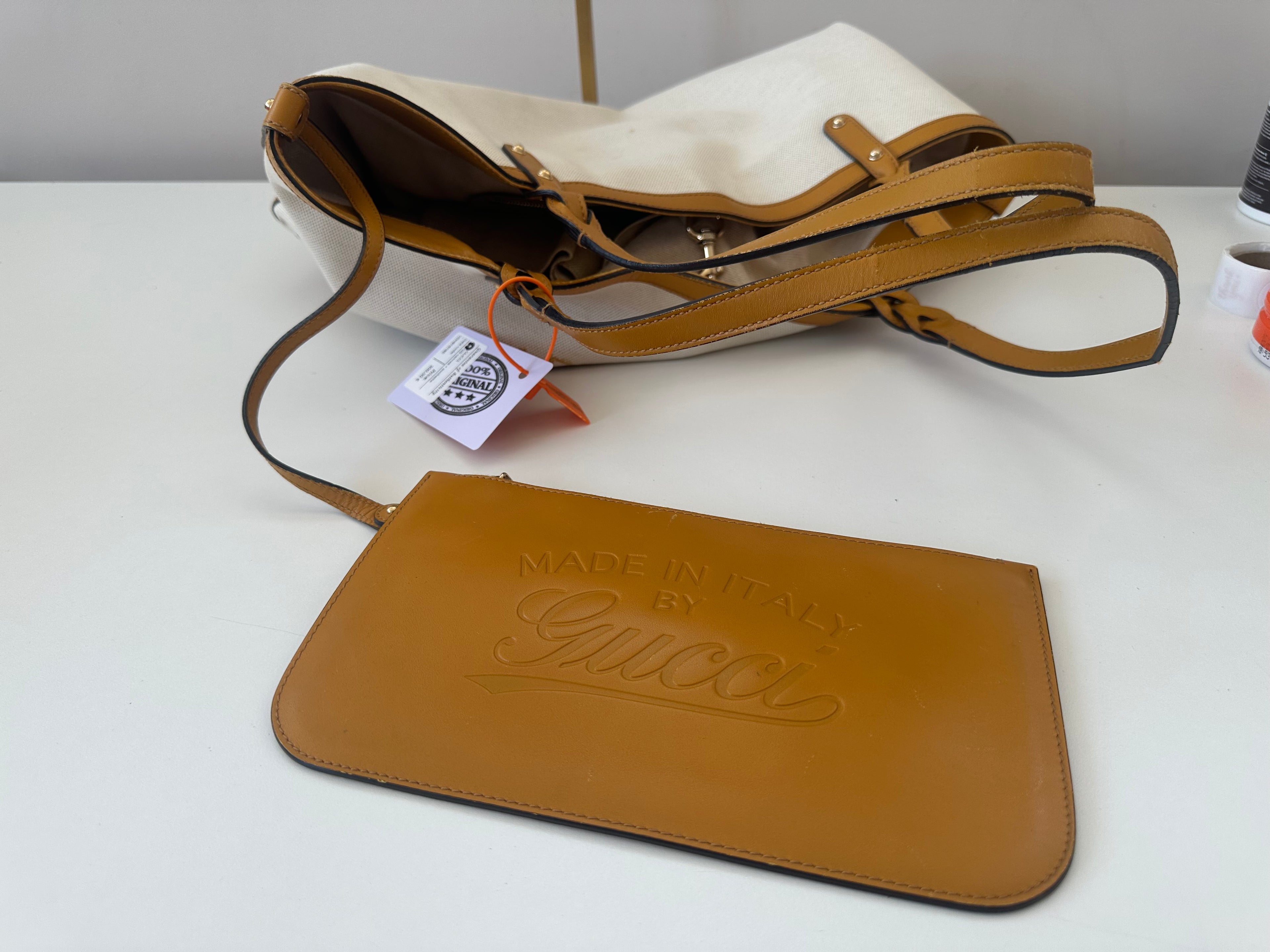 Gucci GG Canvas +pochette