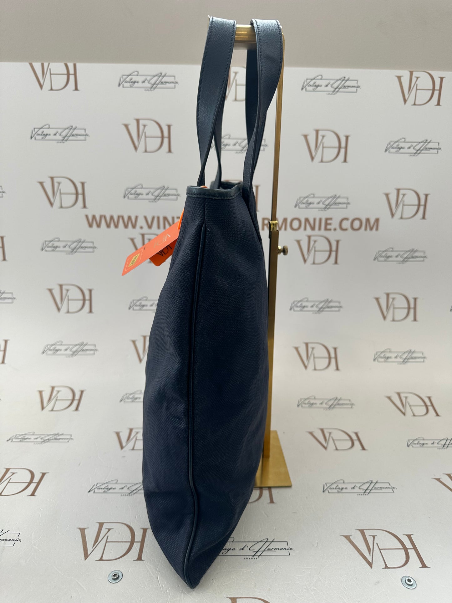 102619 - Saint Laurent Y-Stitch