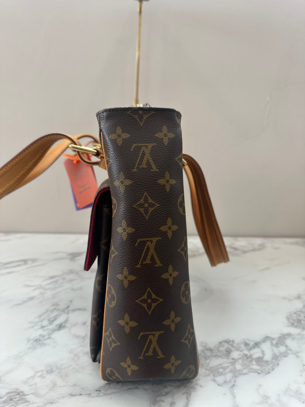 Louis Vuitton Exanthri cite