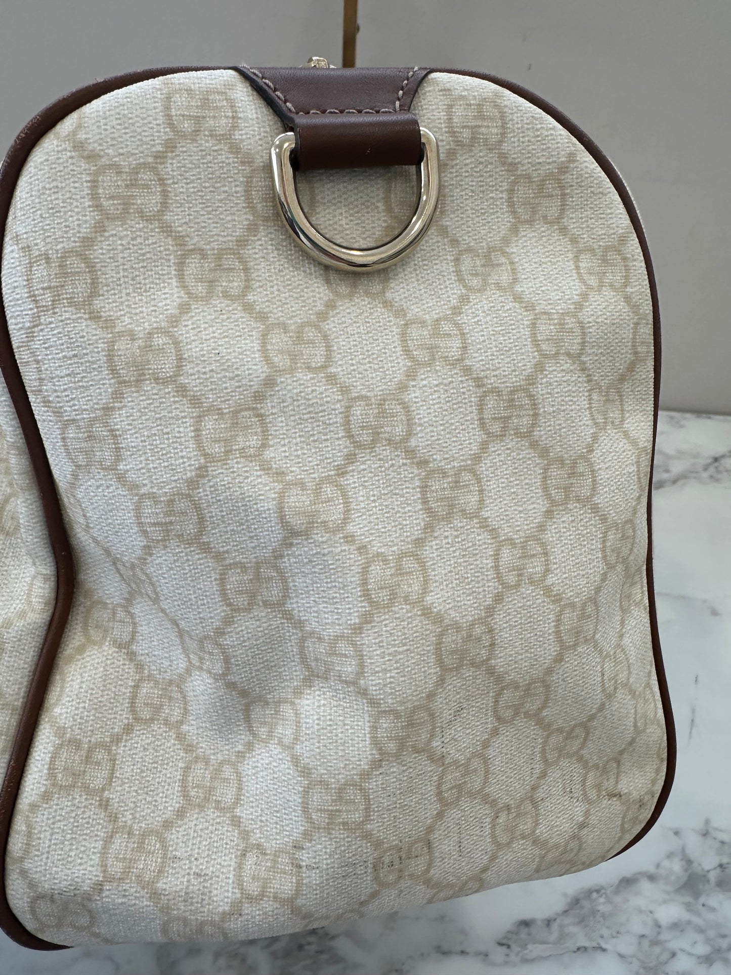 Gucci White