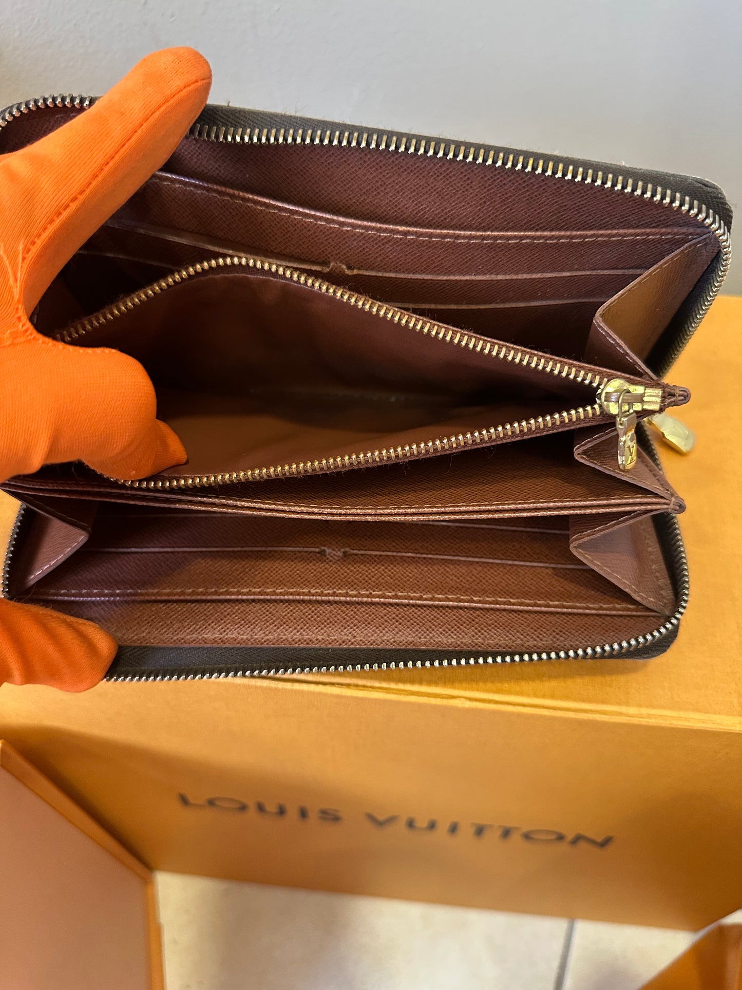 Louis Vuitton Zippy