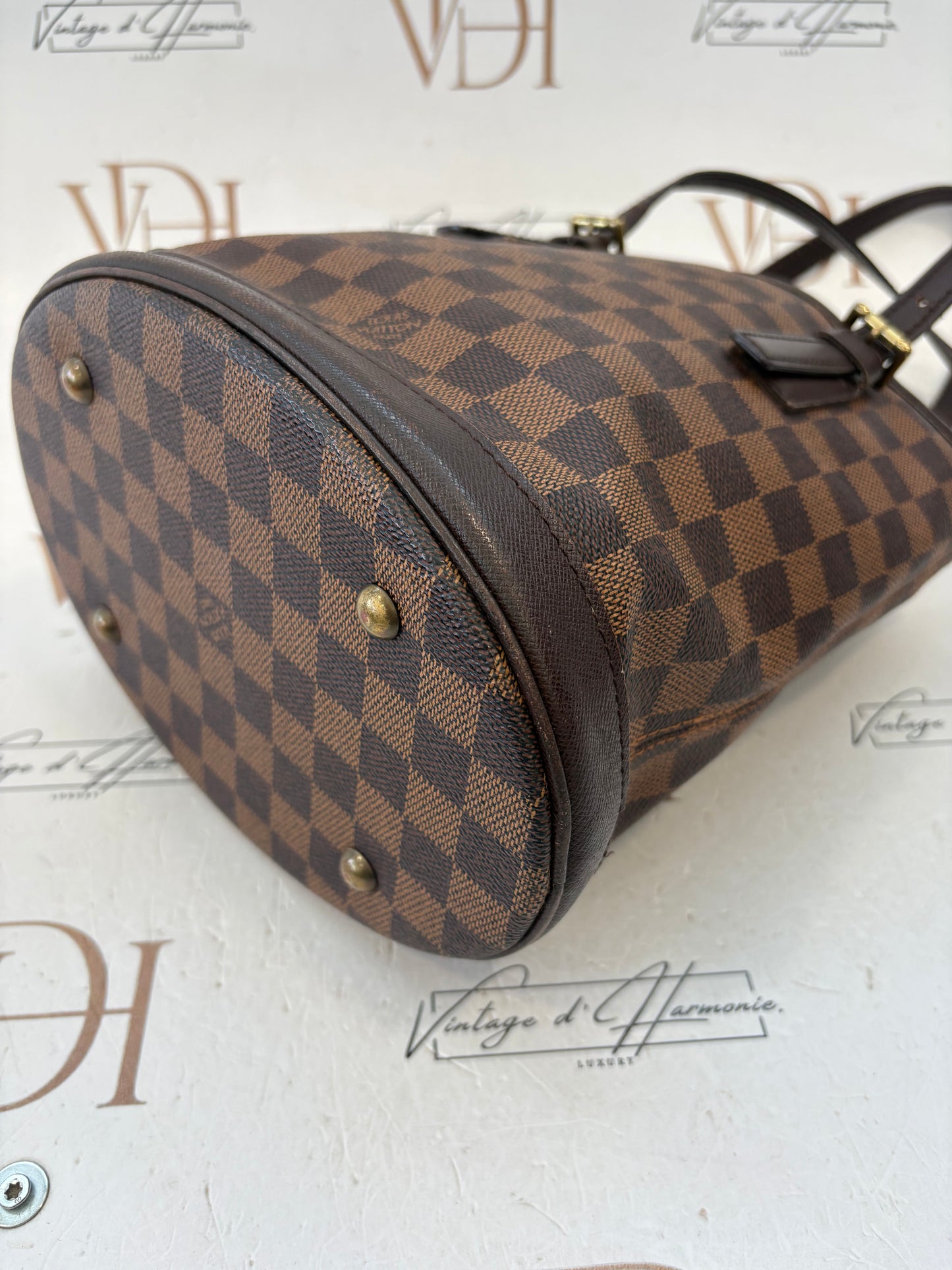 018058 - Louis Vuitton Marais