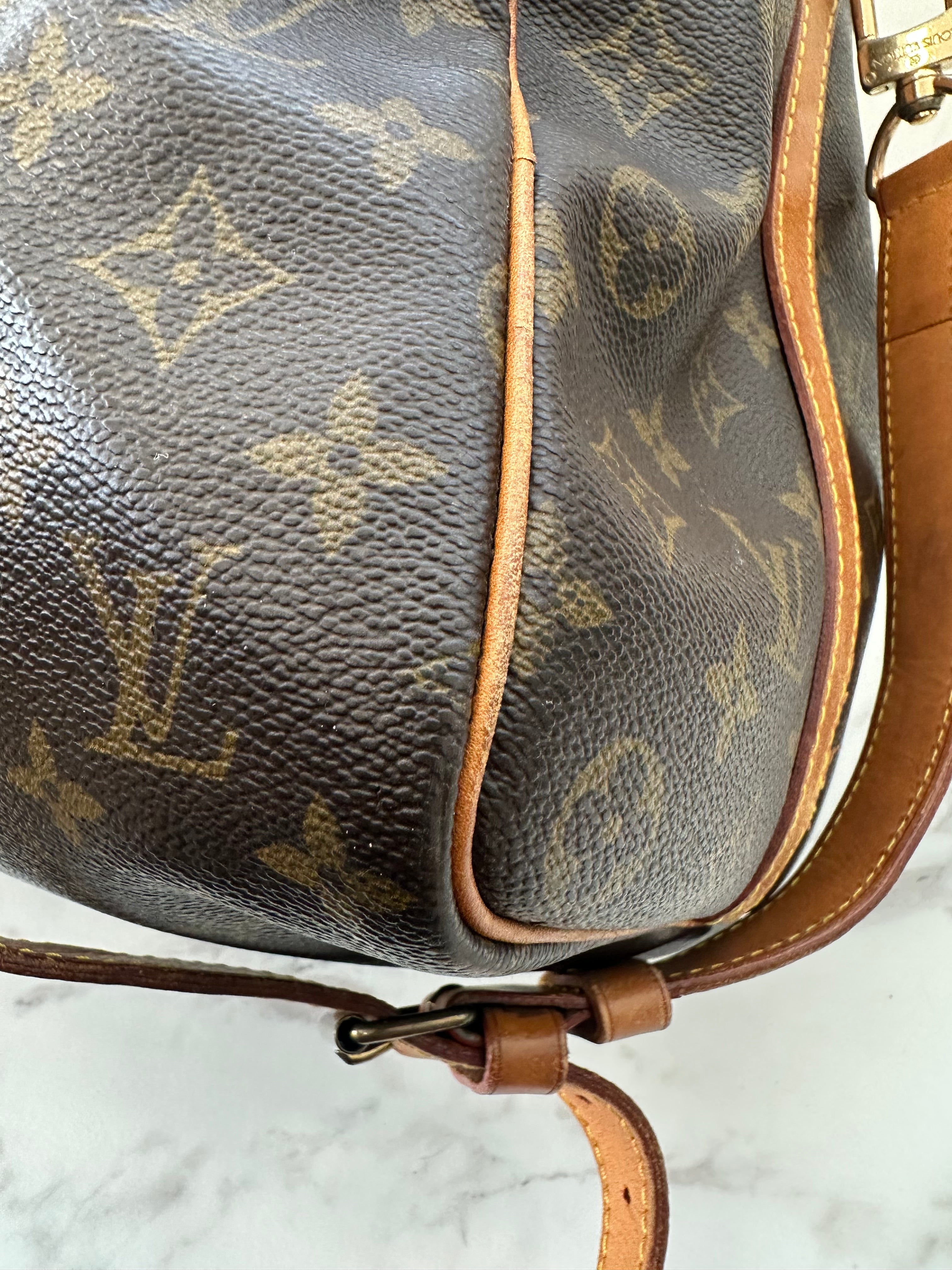 Louis Vuitton Keepall 45 Bandouliere