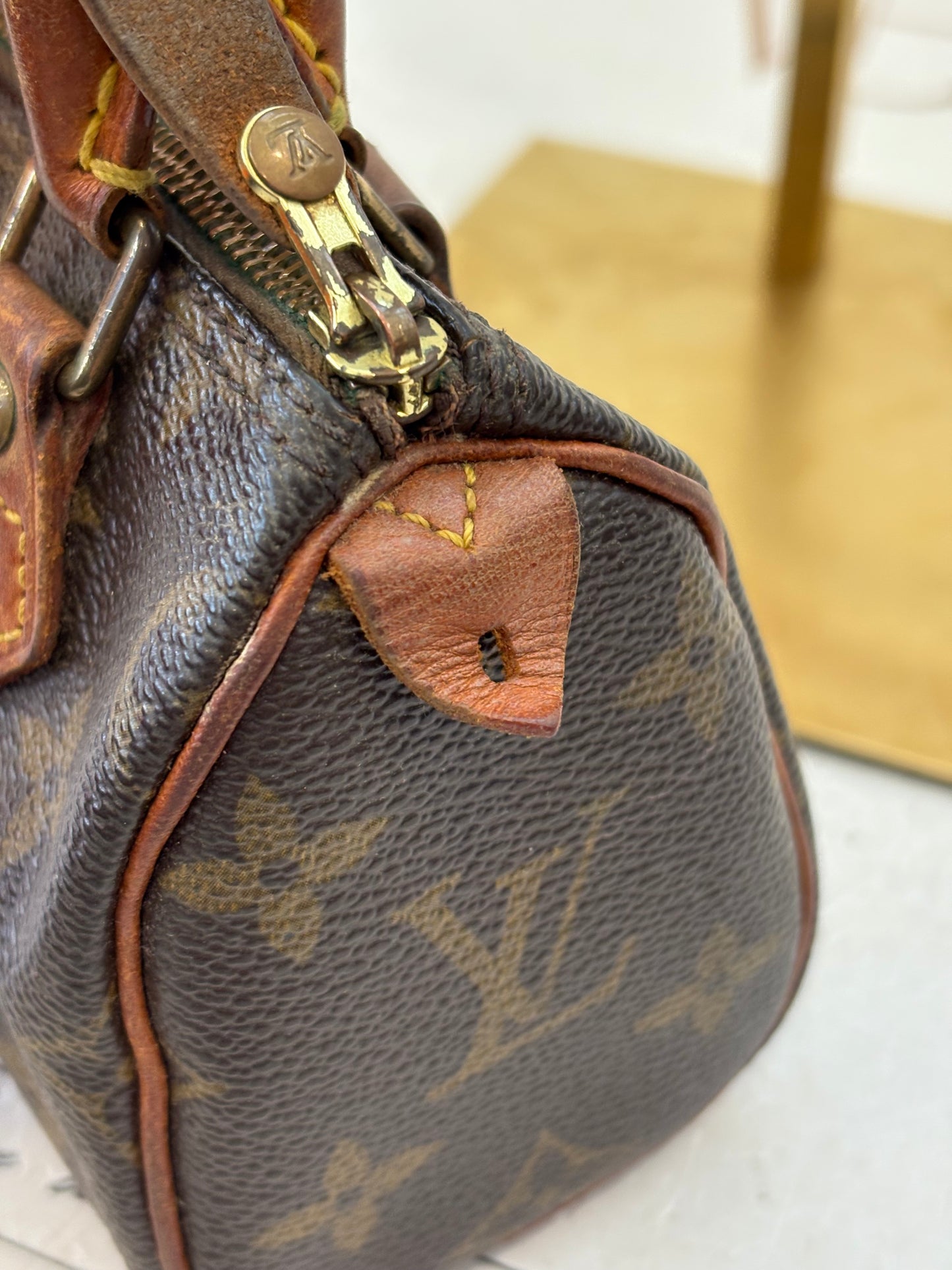 018358 - Louis Vuitton Speedy Nano