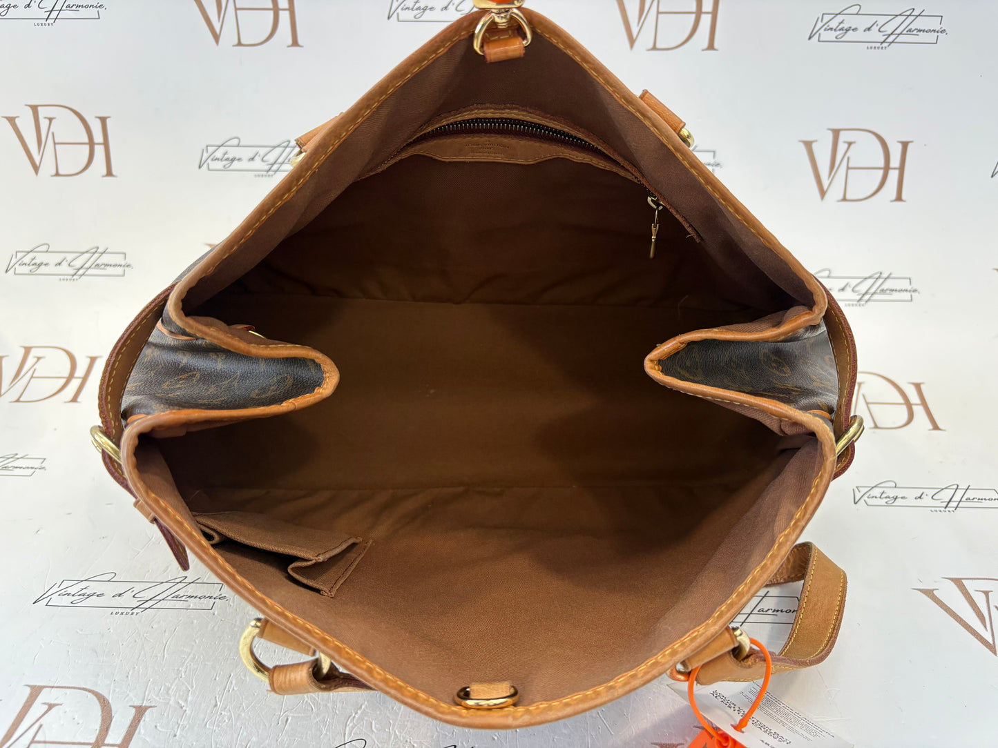 018128 - Louis Vuitton Batignolles Horizontal