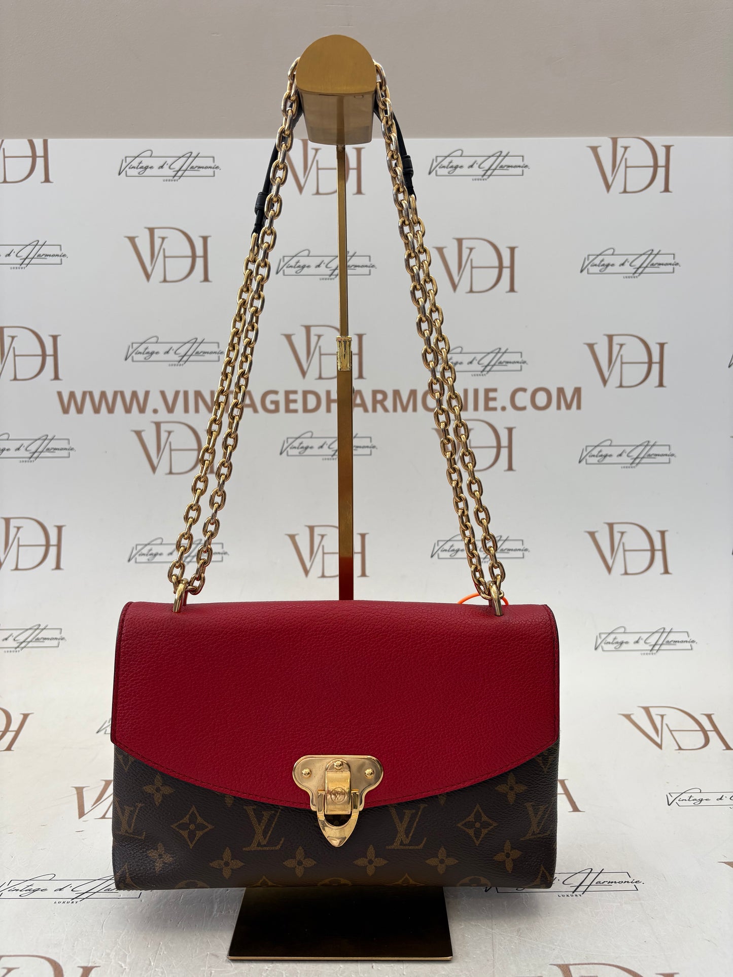 383830 - Louis Vuitton Saint Placide