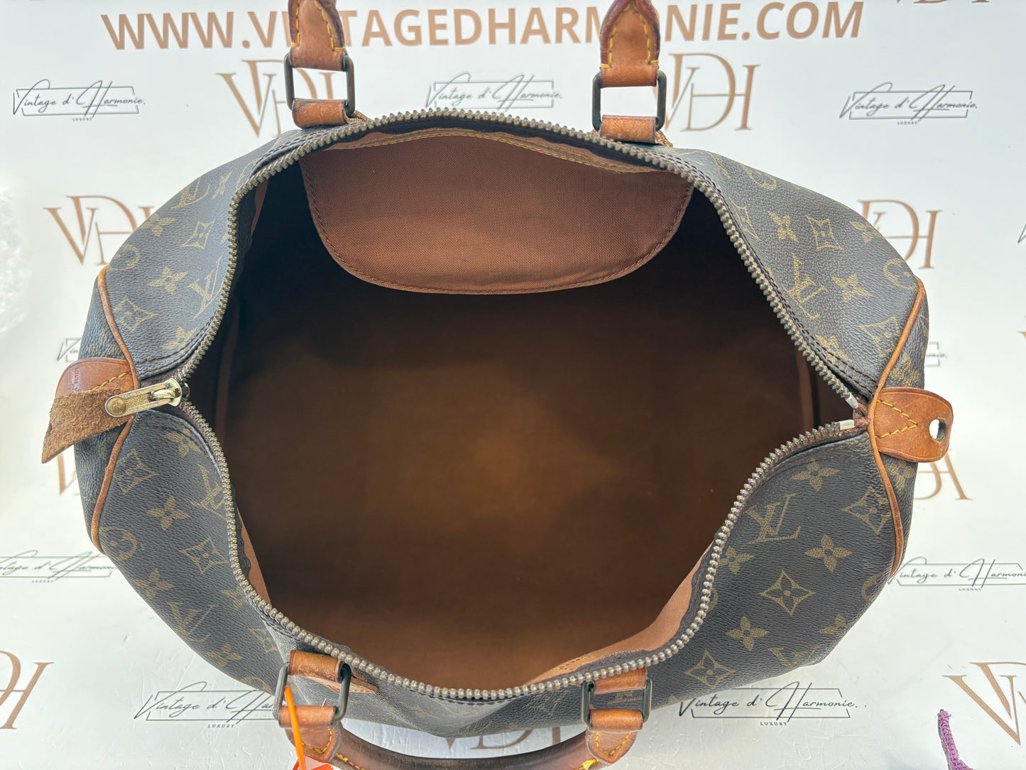018997 - Louis Vuitton Speedy 40