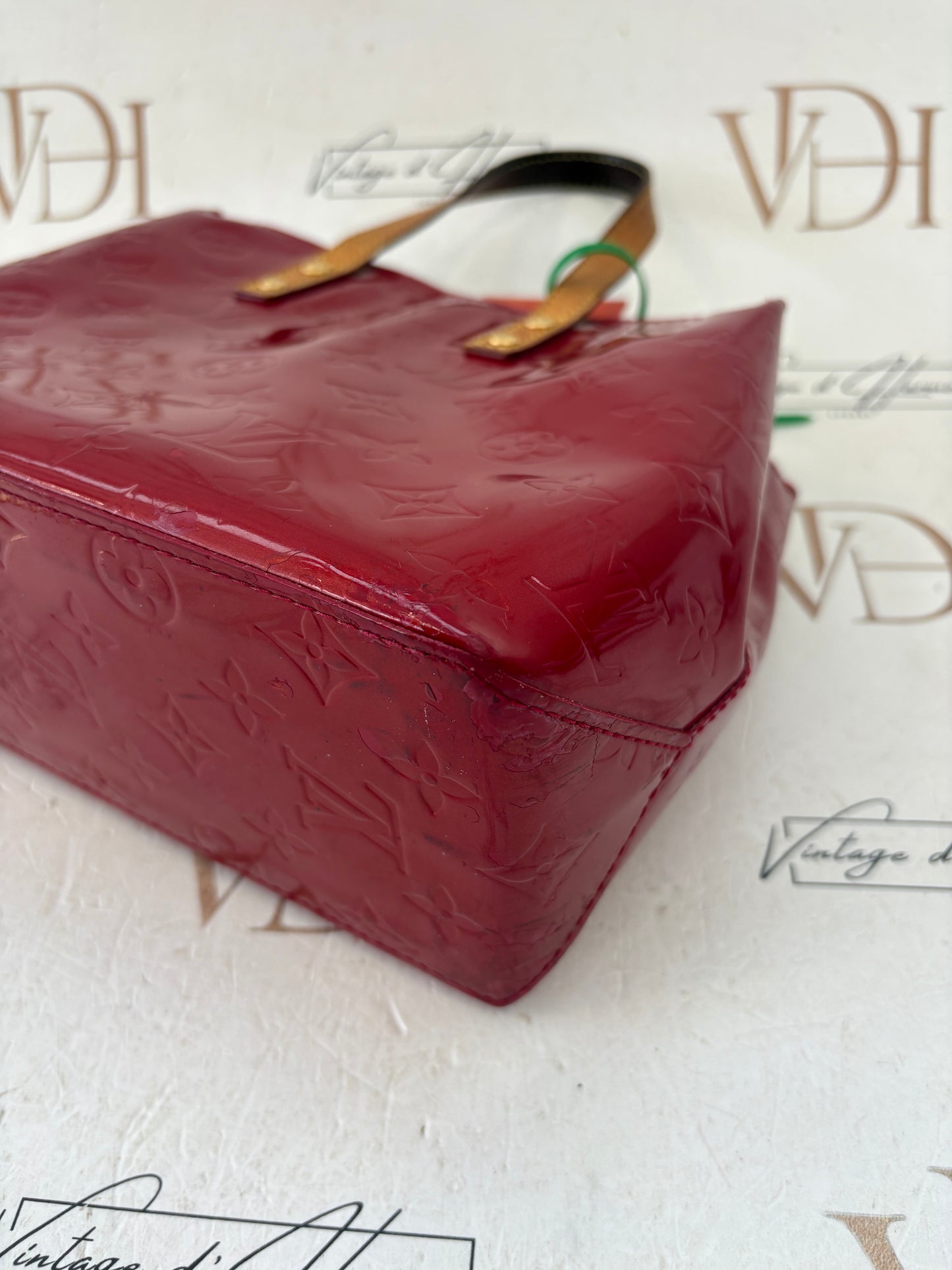 017229 - Louis Vuitton Vernis Reade PM