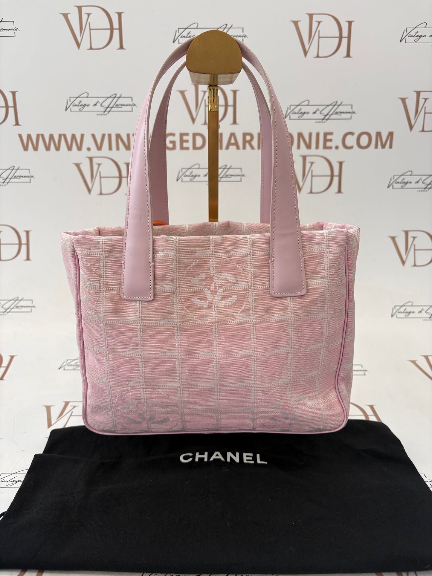 018157 - Chanel Pink Jacquard Nylon