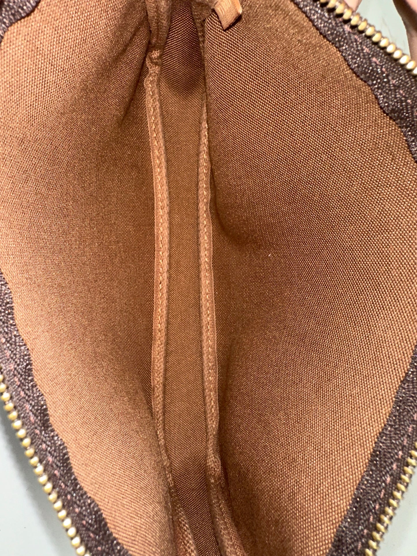 Louis Vuitton Pochette