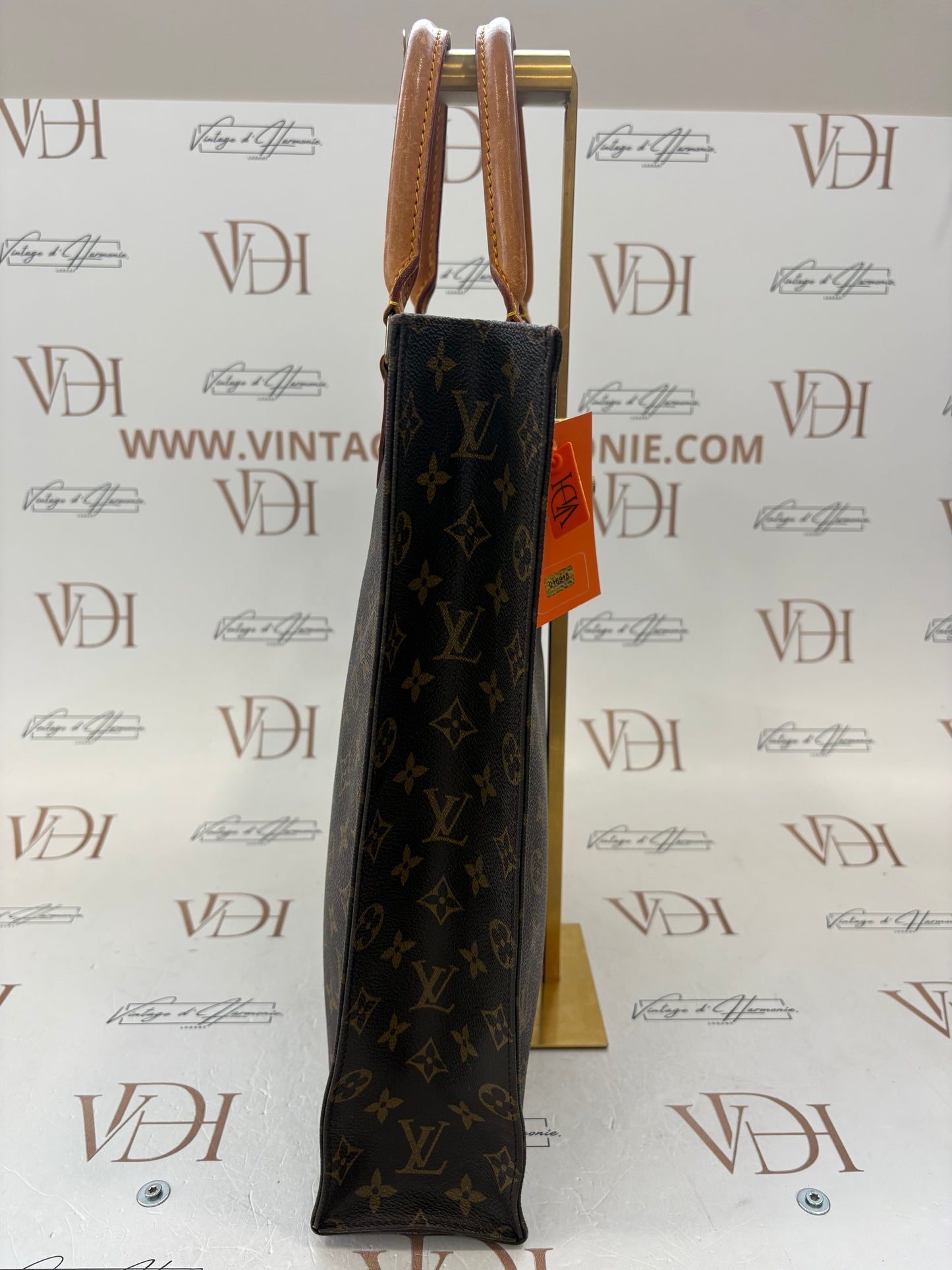 016918 - Louis Vuitton Sac Plat