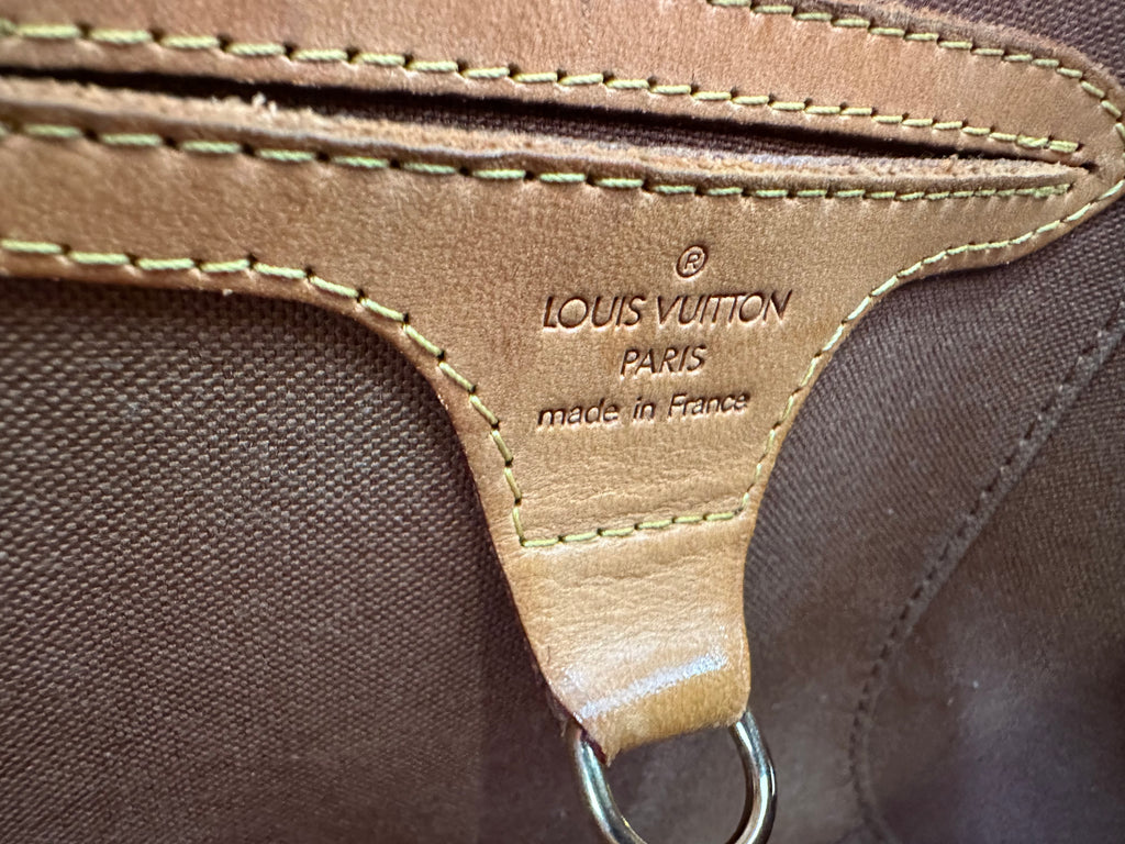 Louis Vuitton Ellipse PM