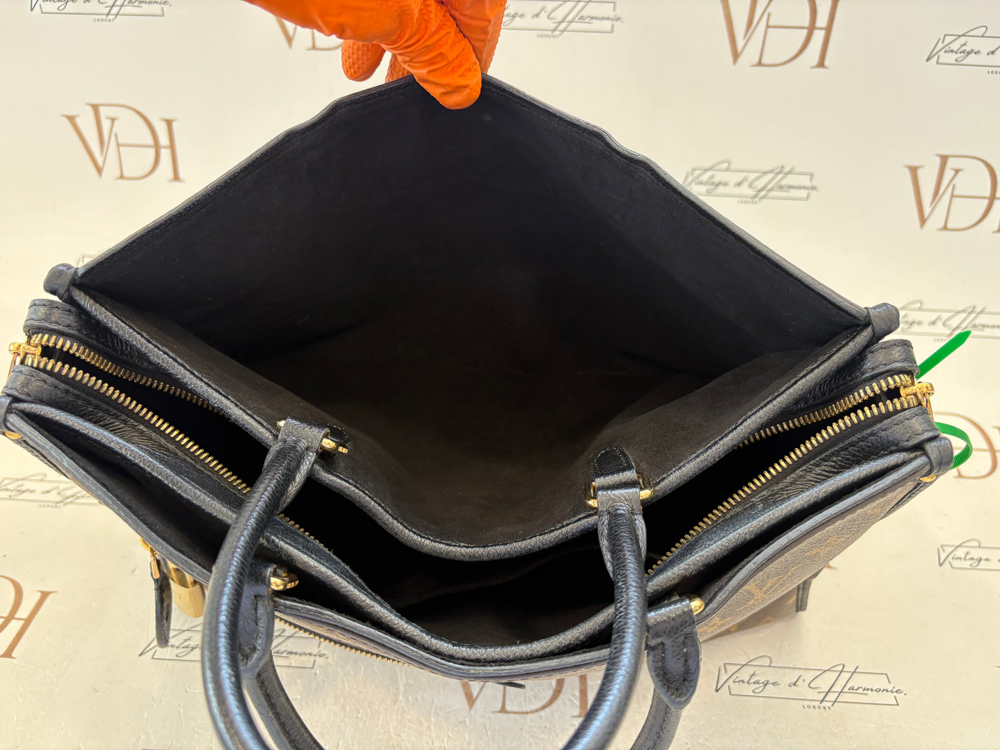 017179 - Louis Vuitton Popincourt MM