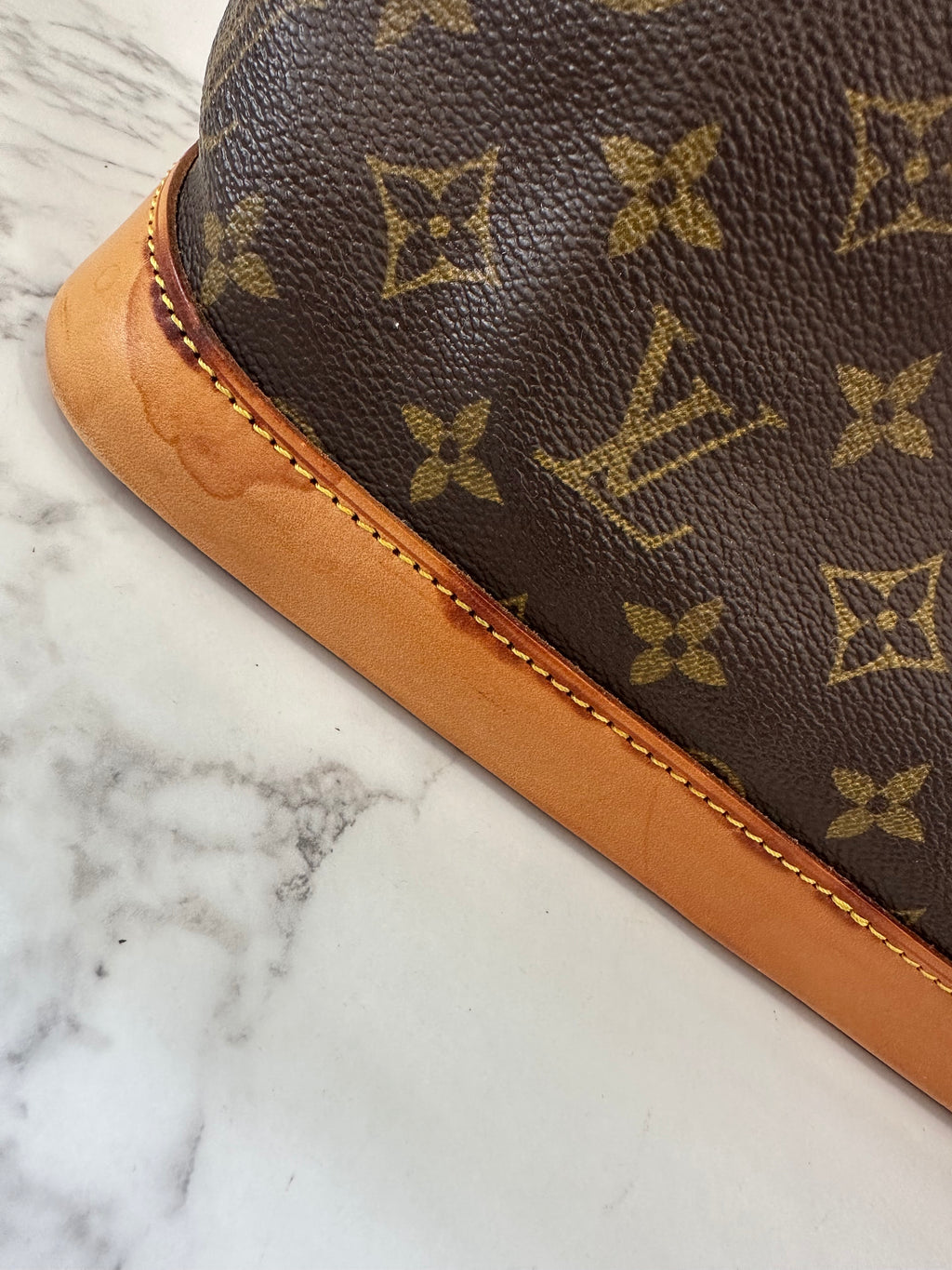Louis Vuitton Alma