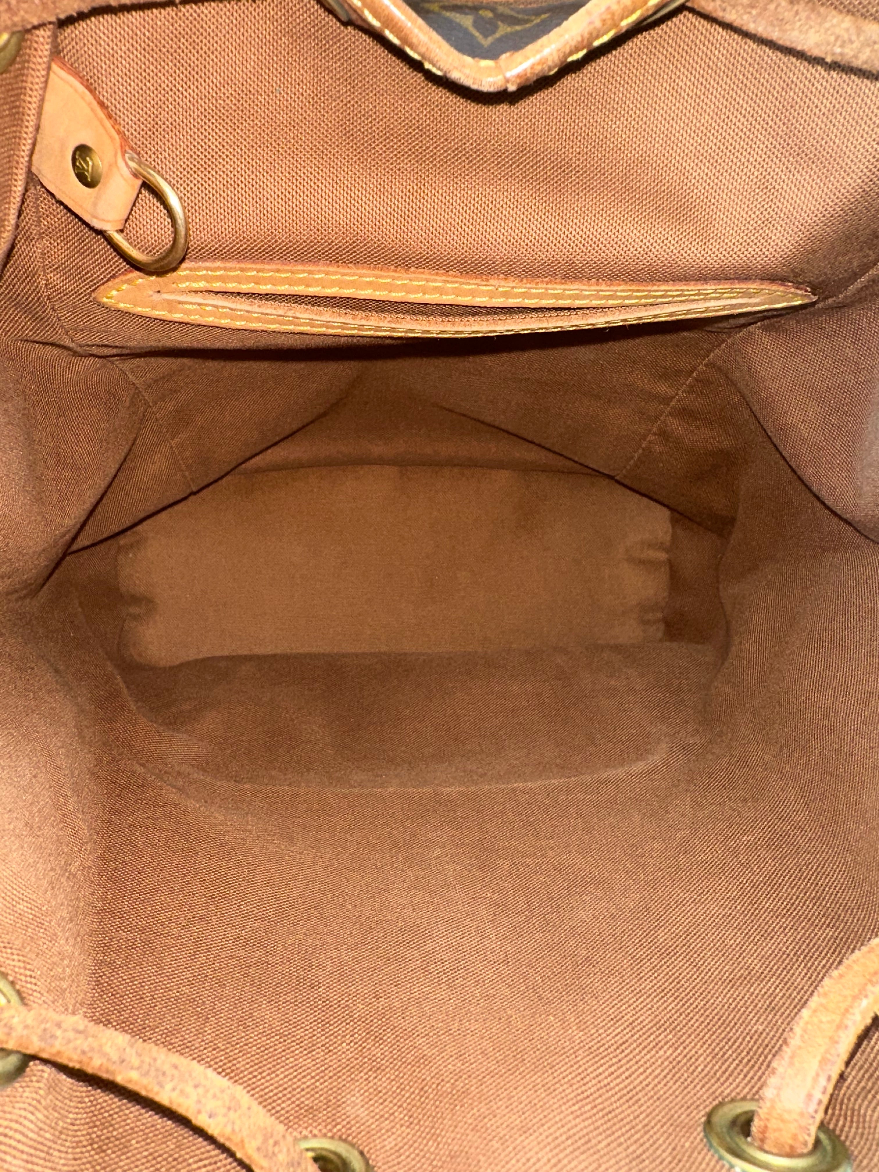 Louis Vuitton Montsouris MM