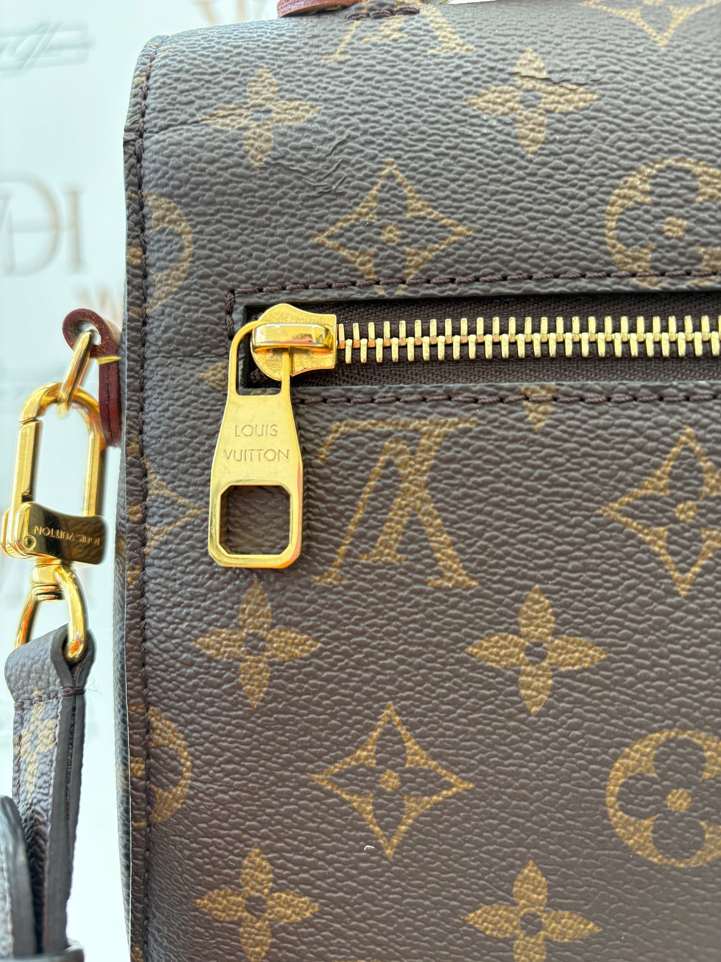 383483 - Louis Vuitton Metis